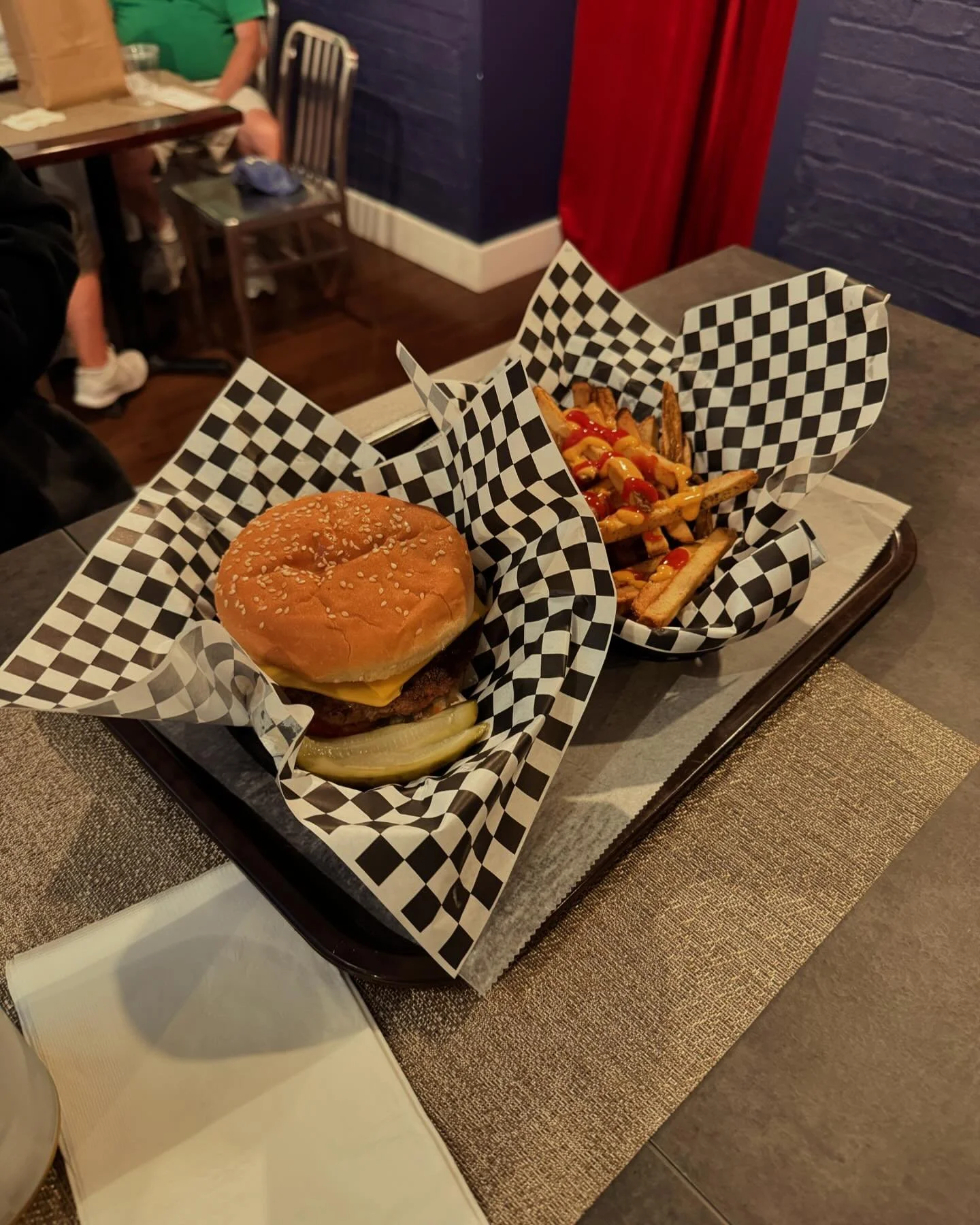 #burger #nyc #backstage