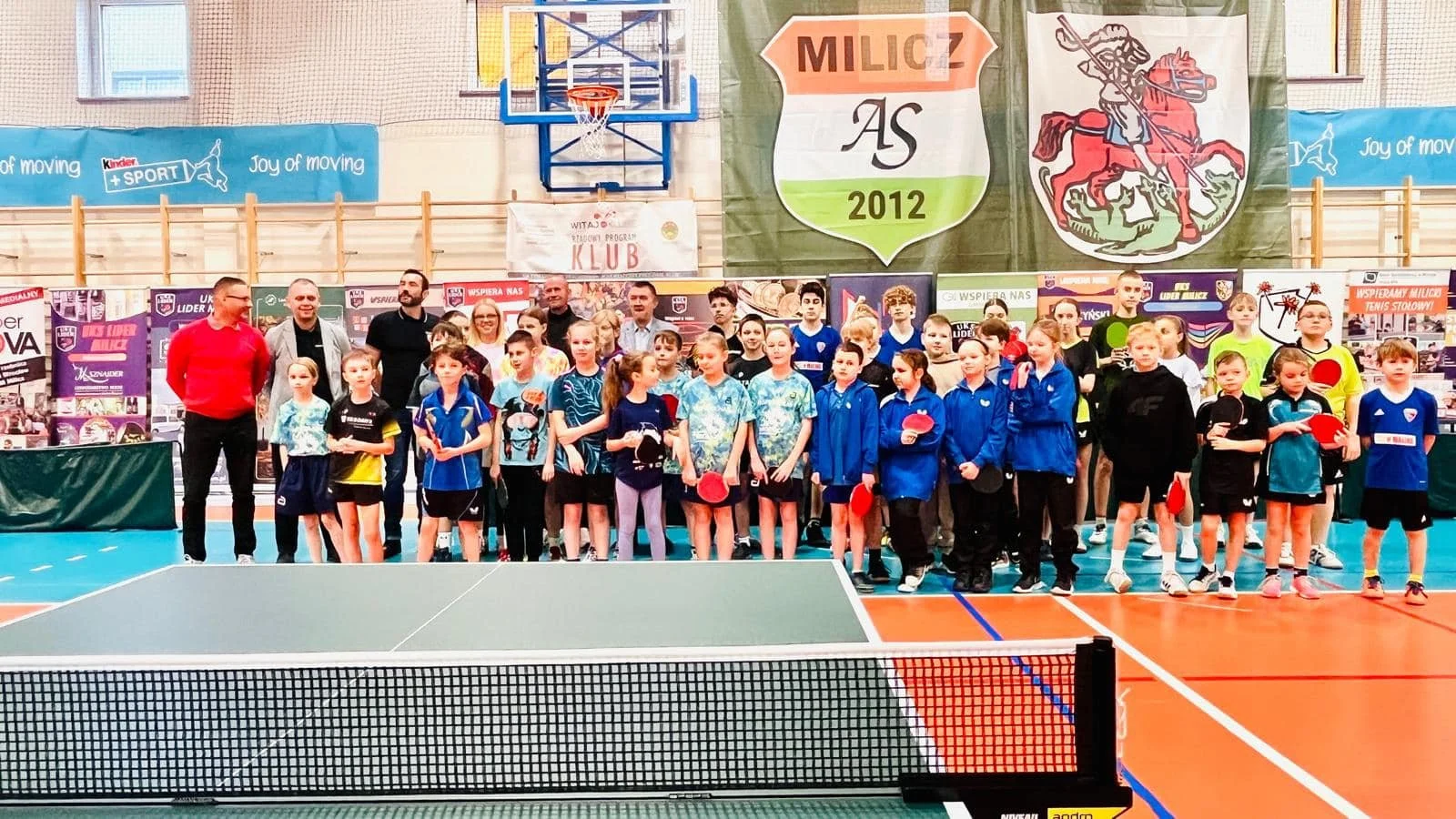 Mikołajowy Turniej Tenisa Stołowego o Puchary Burmistrza Milicza, Wójta Krośnic i Działaj Lokalnie wśród dzieci rozstrzygnięty !