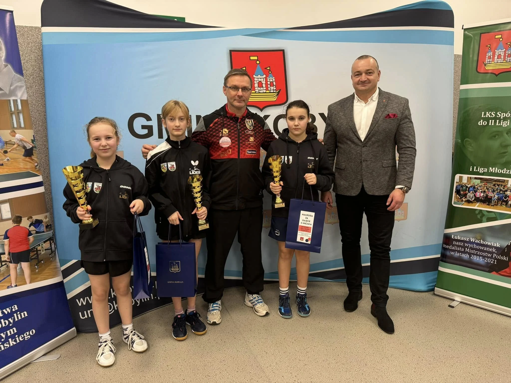 Aniołki Gendery zdobywają całe podium podczas turnieju tenisa stołowego w Kobylinie !!