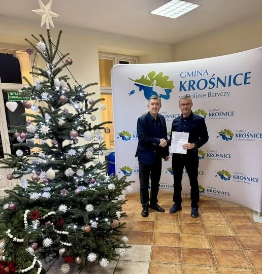 Umowa na prowadzenie zajęć tenisa stołowego w gminie Krośnice w 2026 podpisana !