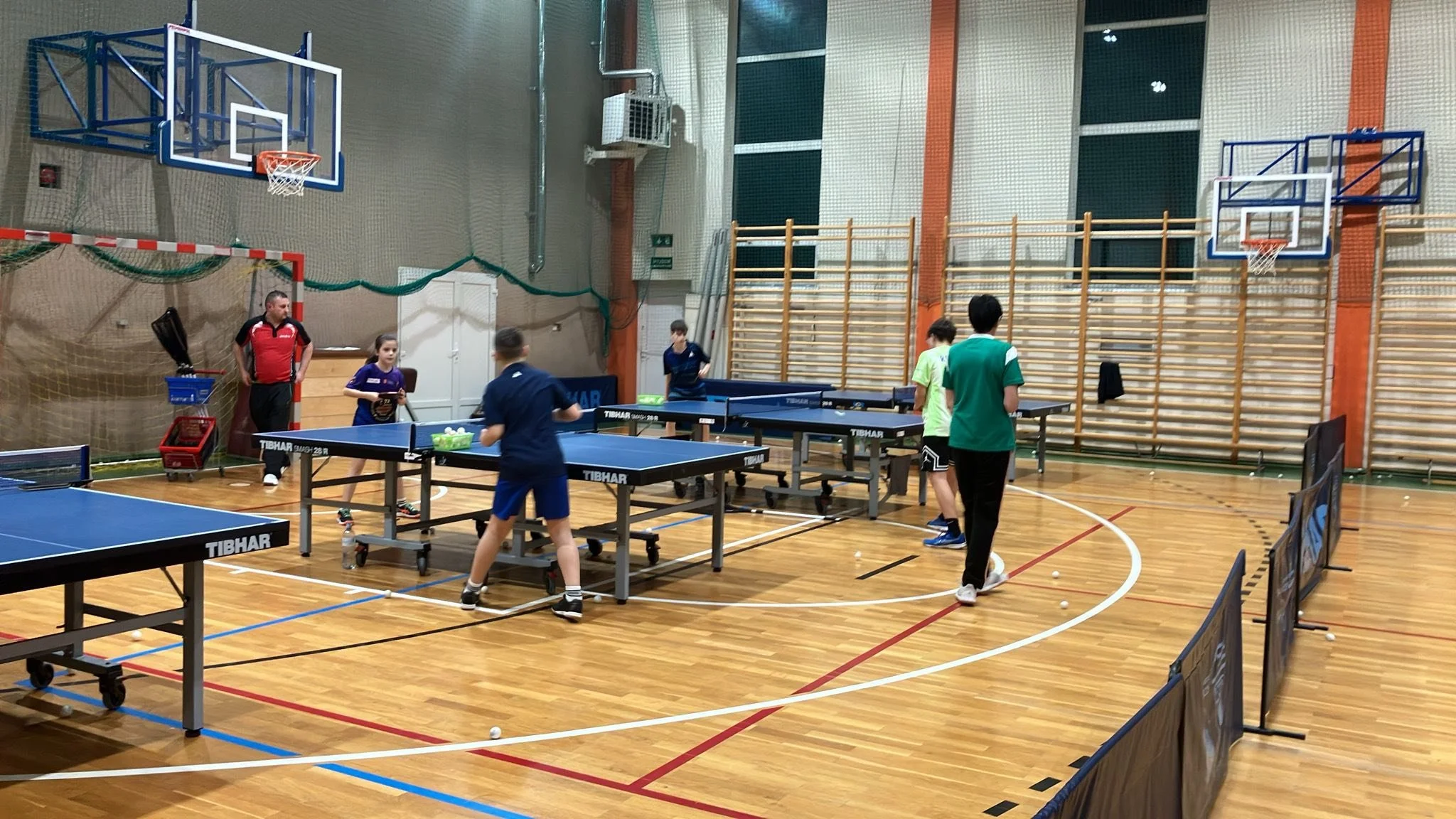 Tenisiści milickiego „Lidera” na wspólnym treningu z LKS Orzeł Wysocko Wielkie.