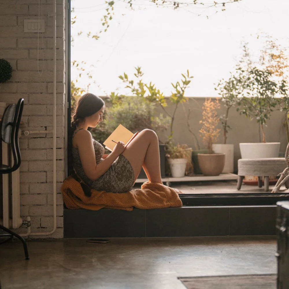What does introversion mean? Plus, 6 signs you're an introvert
