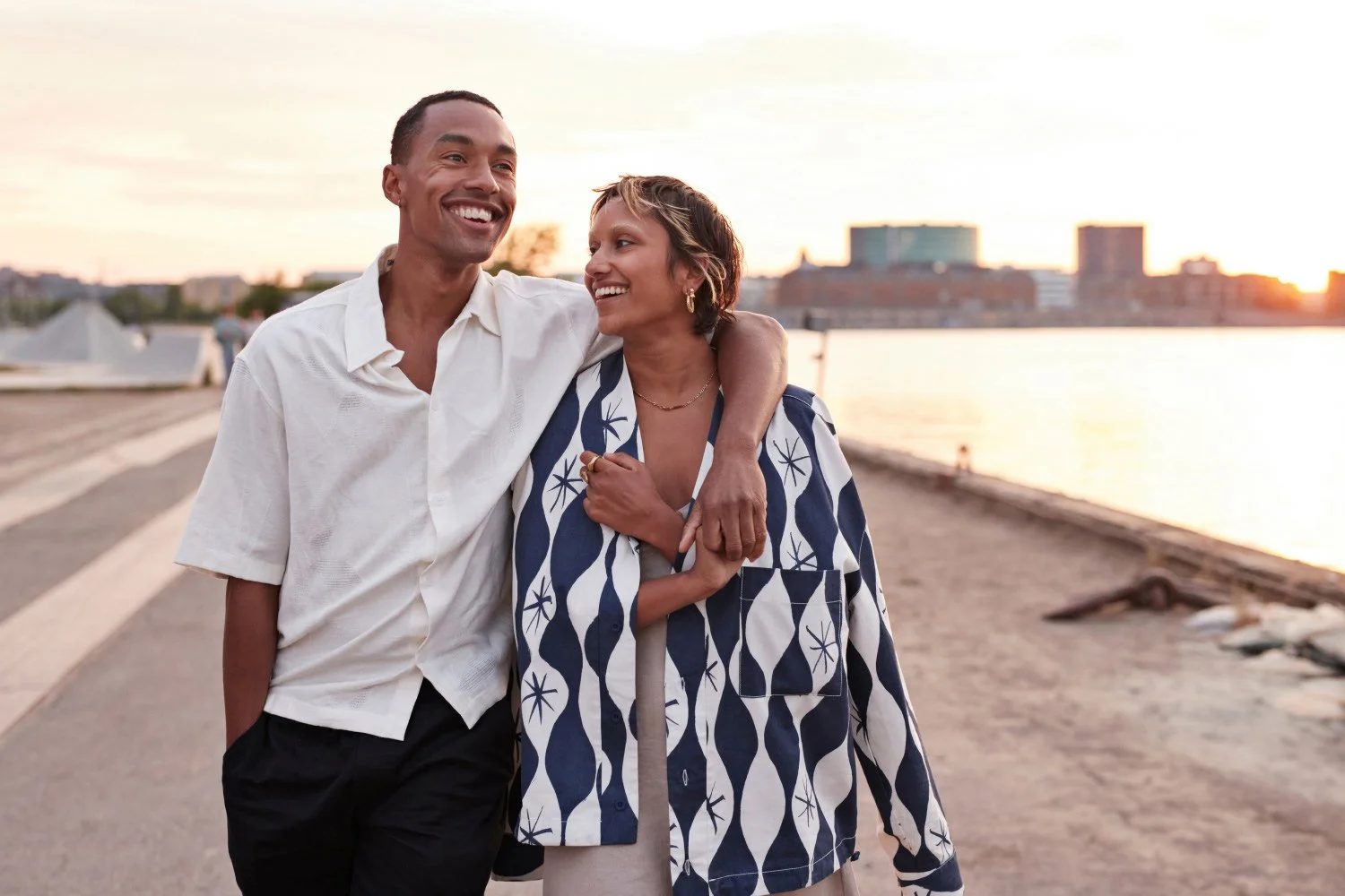 7 types of physical affection you can show in your relationship — Calm Blog