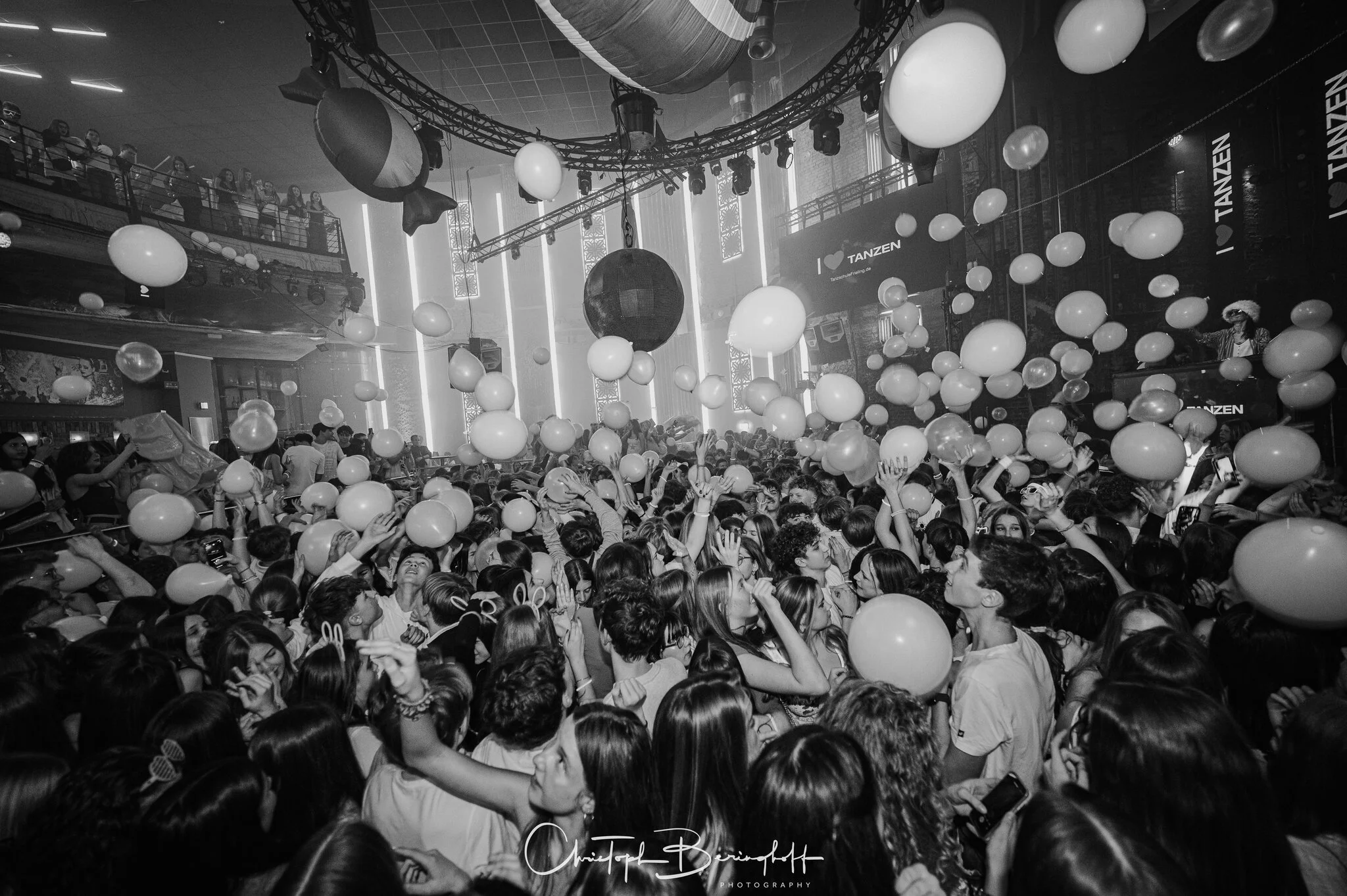 partyno2_28.02.2026_041.jpg