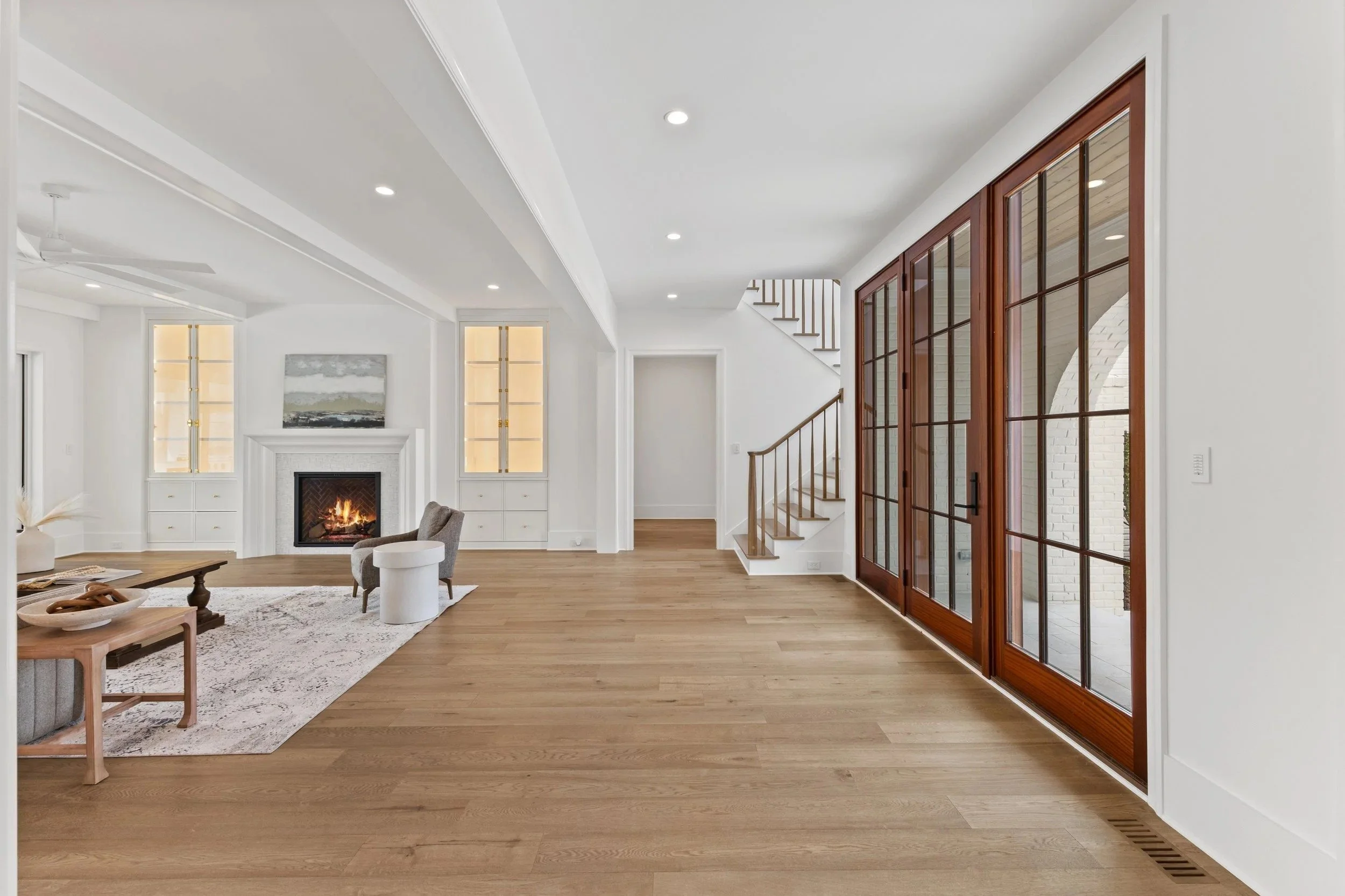 imgi_11_10-6500+Century+Oak+Ct.jpg
