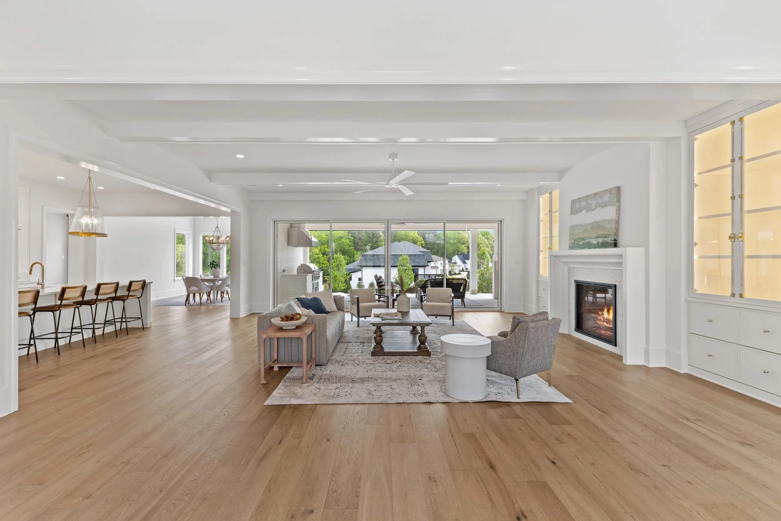imgi_13_08-6500+Century+Oak+Ct.jpg