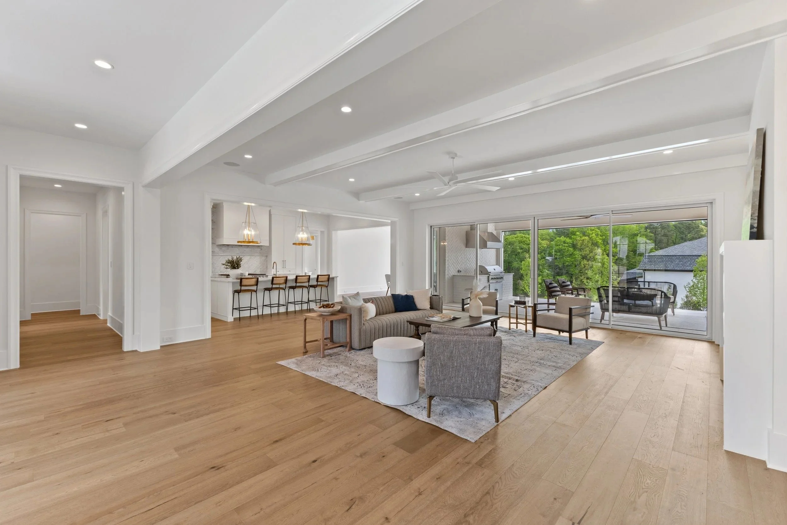 imgi_14_09-6500+Century+Oak+Ct.jpg
