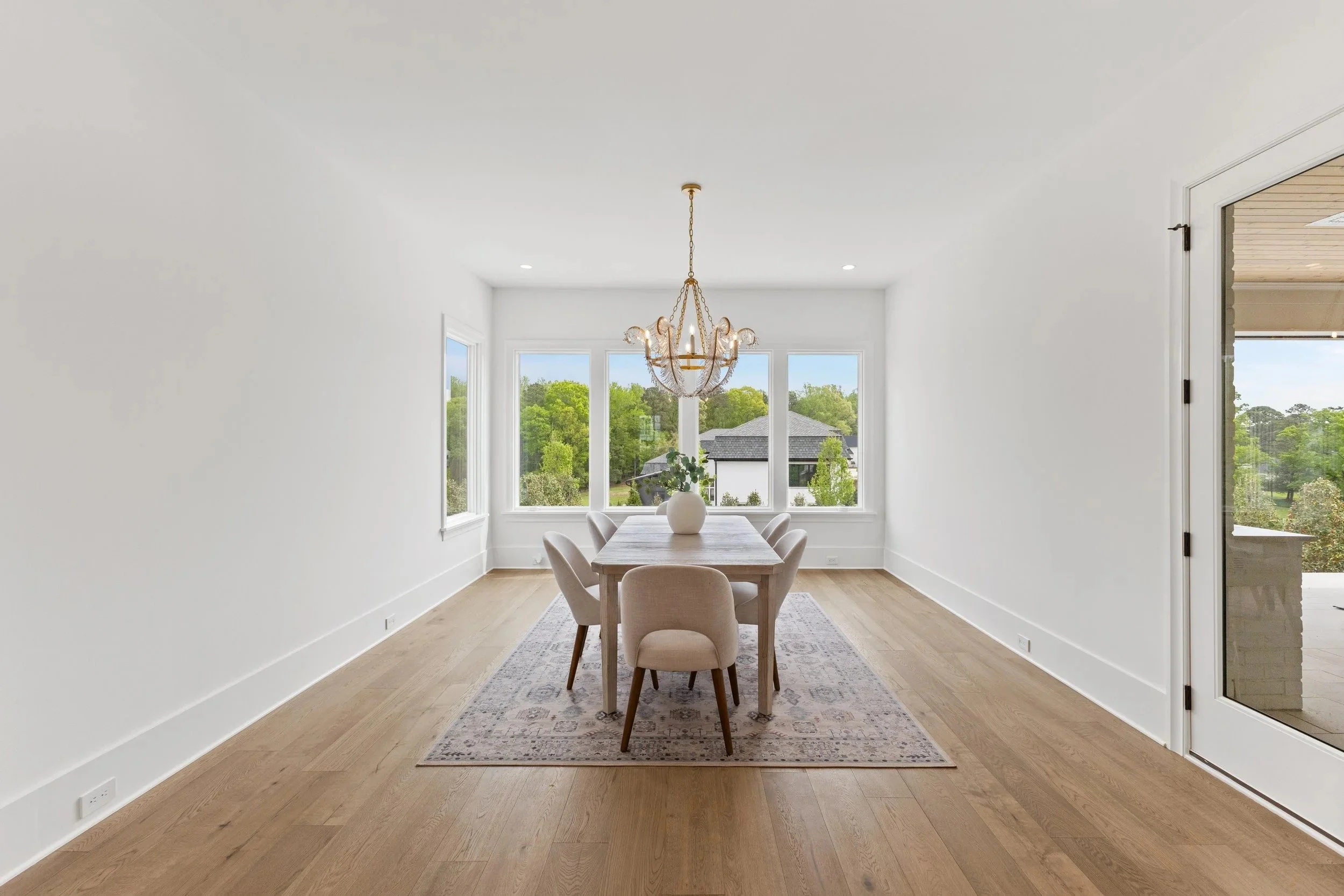imgi_32_27-6500+Century+Oak+Ct.jpg