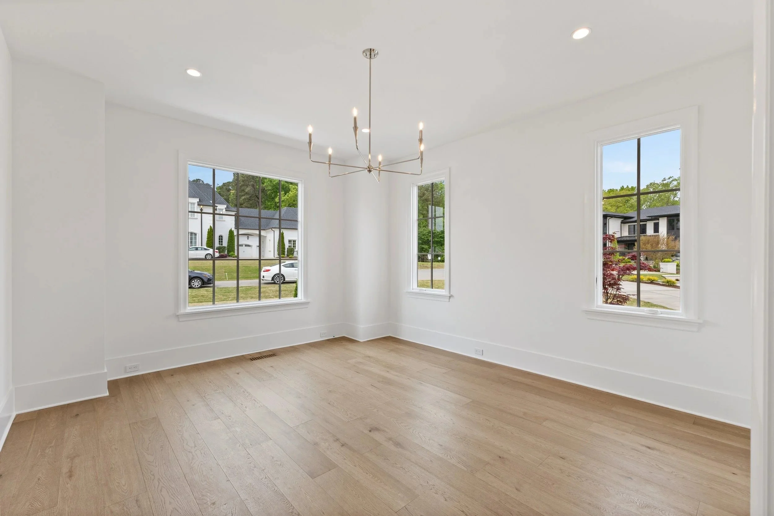 imgi_37_32-6500+Century+Oak+Ct.jpg