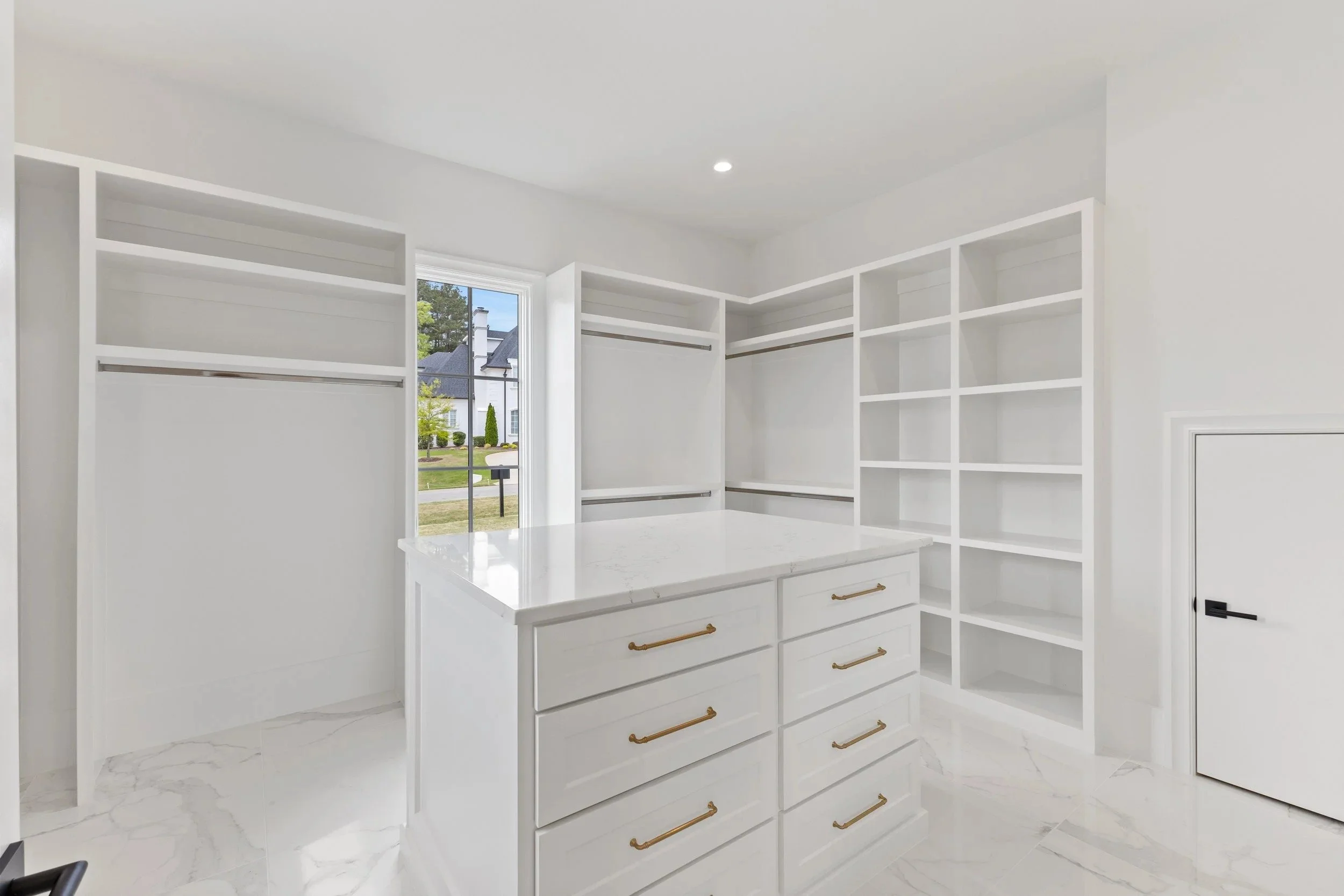 imgi_53_48-6500+Century+Oak+Ct.jpg