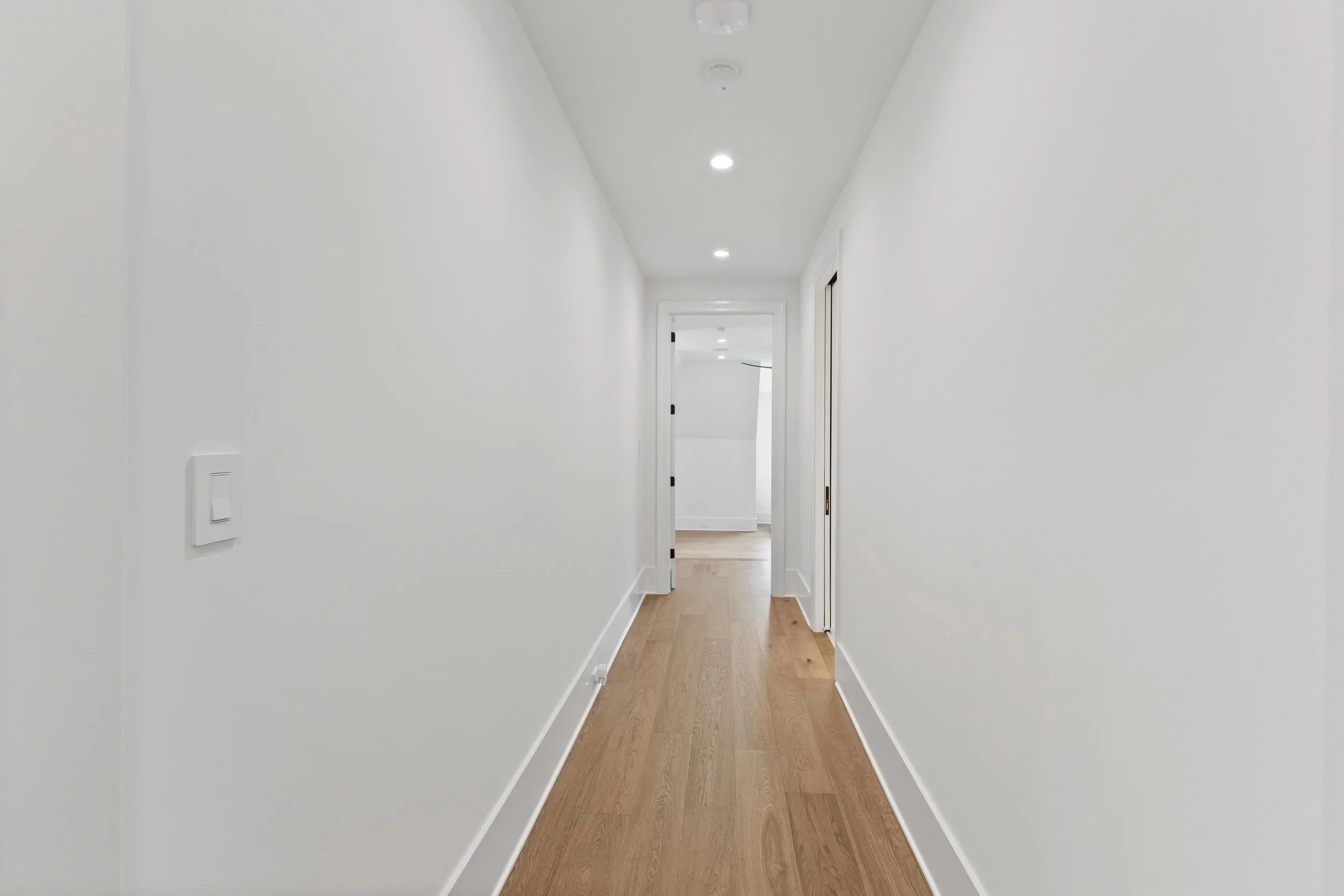 imgi_71_66-6500+Century+Oak+Ct.jpg