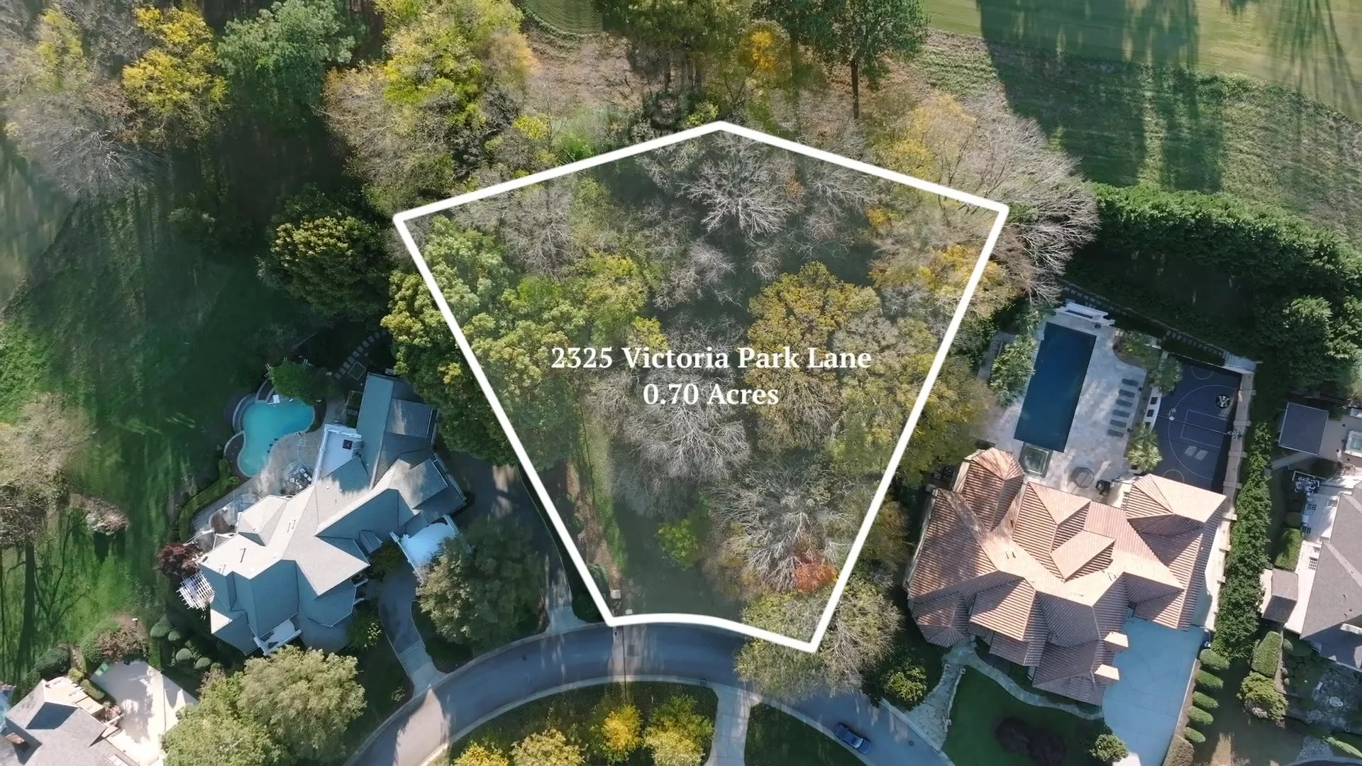 2325 Victoria Park
