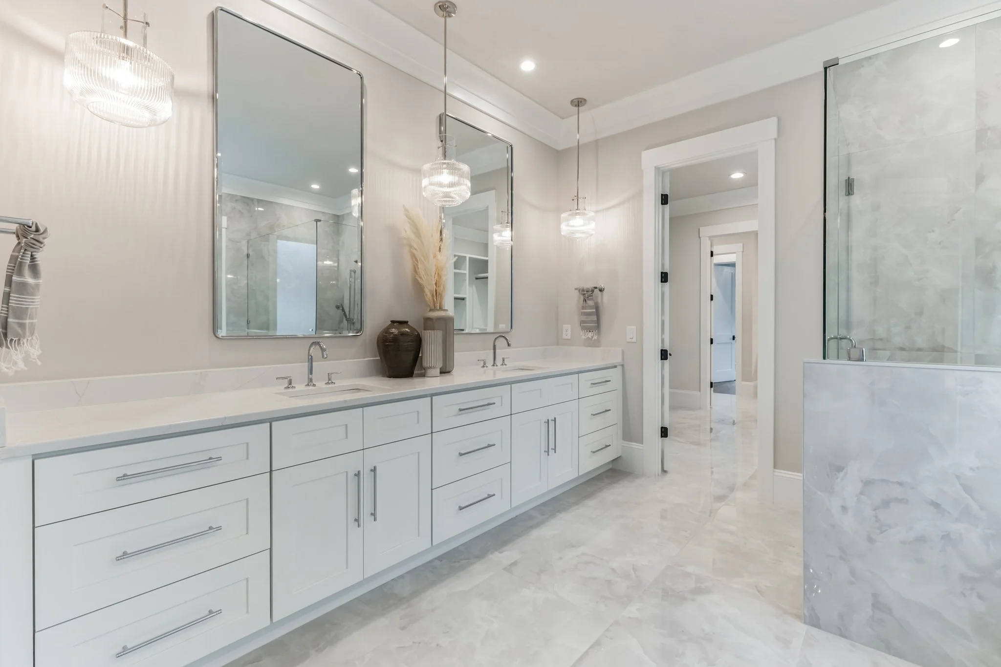  BATHROOMS  