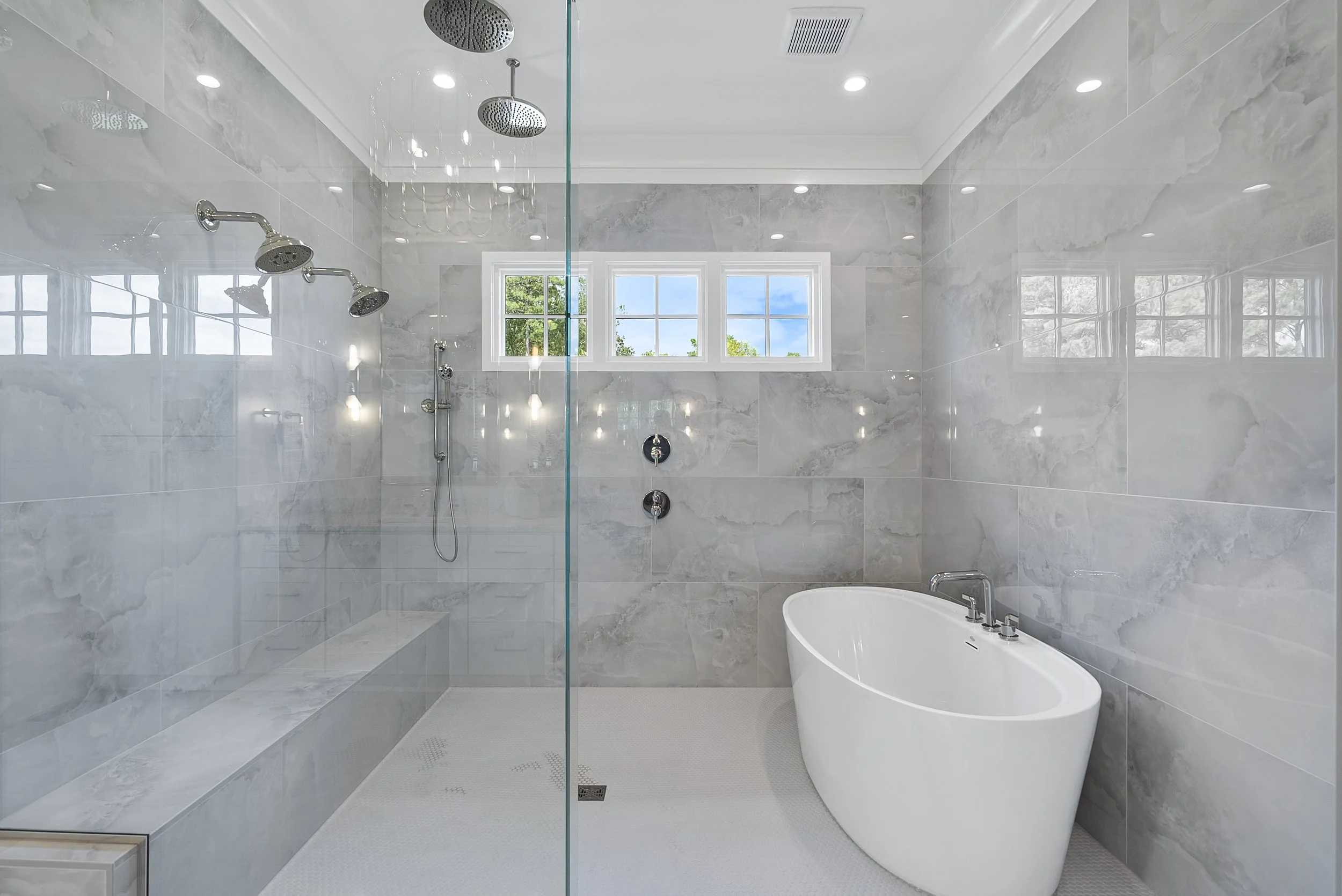  BATHROOMS  