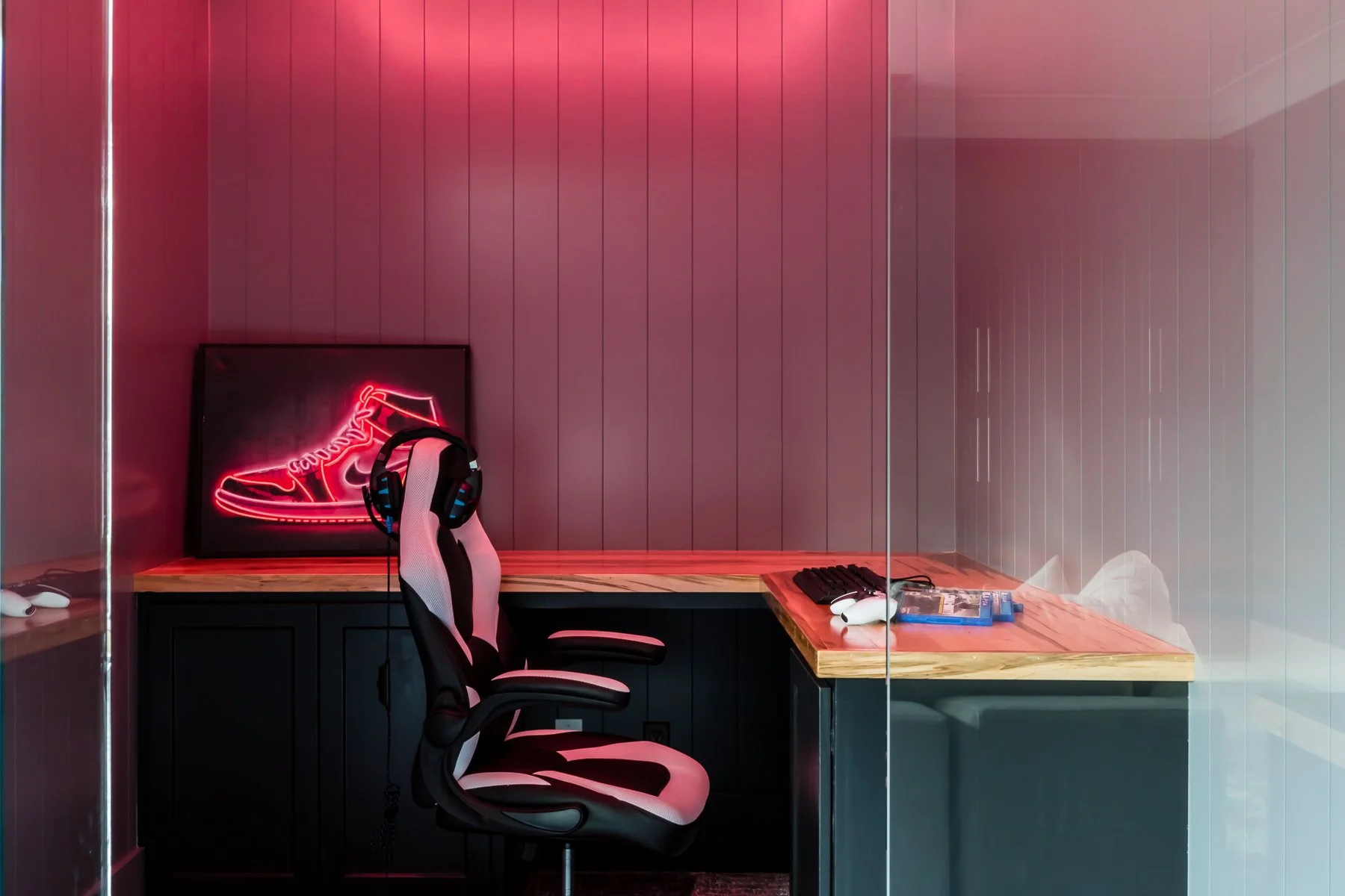  FLEX SPACES  