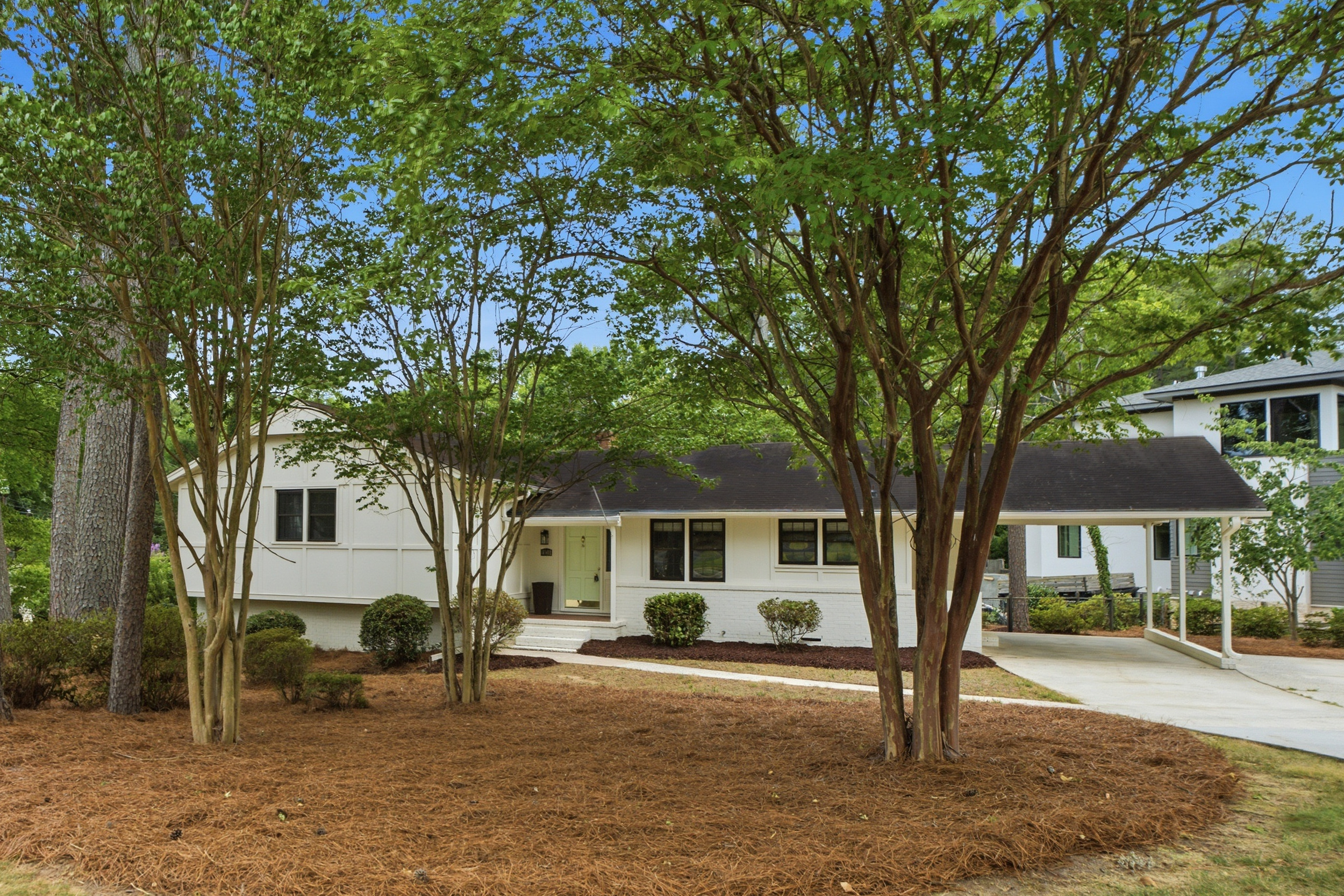 4901_Yadkin MAIN PHOTO.png