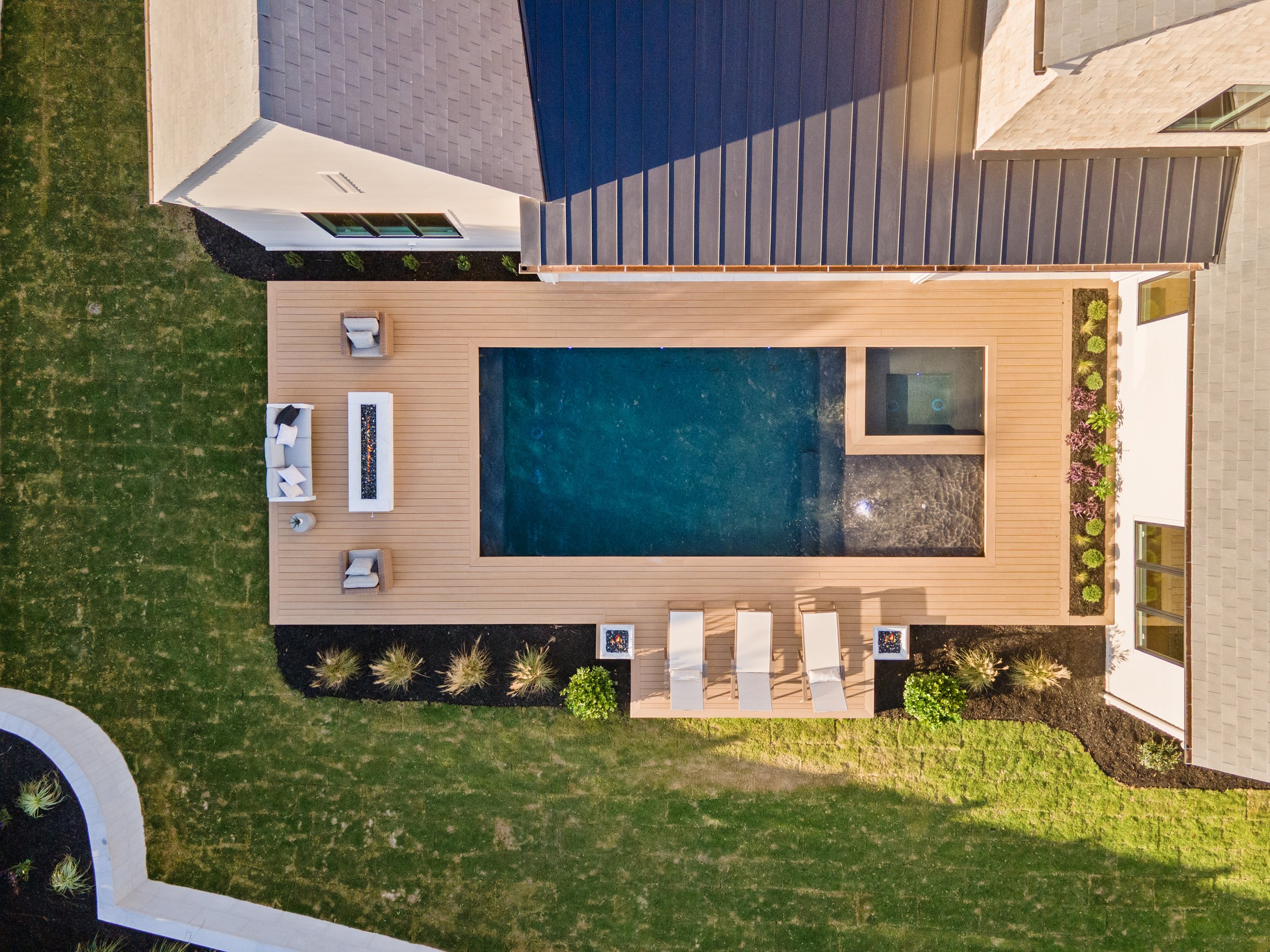 Copy of 126-214 Reynolds Rd.jpg