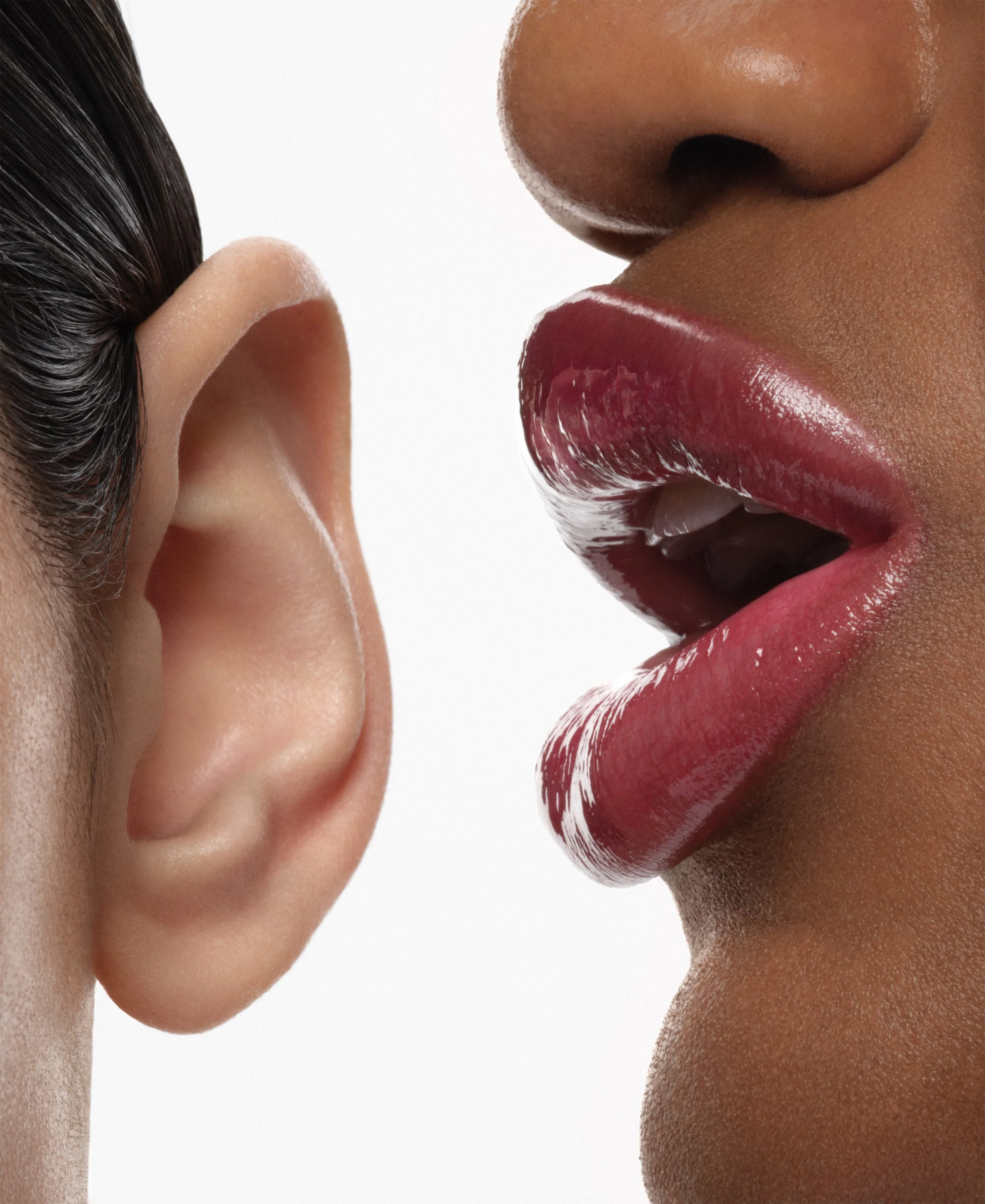 LIP_OIL_RUBY_RED_MAME_ZARA_EAR_3184_V5_LR.jpg