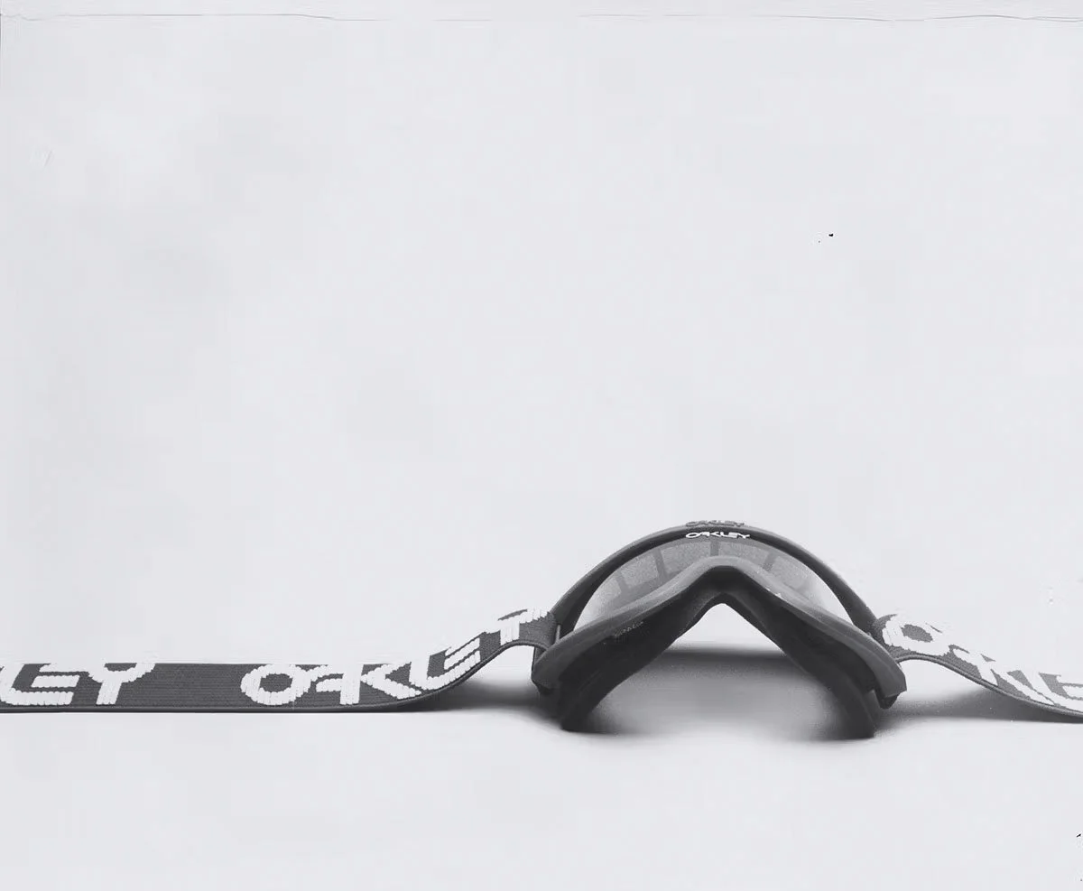 1682671170-historical-clarity-oakleys-lens-tech-keeps-getting-sharper-05.jpg