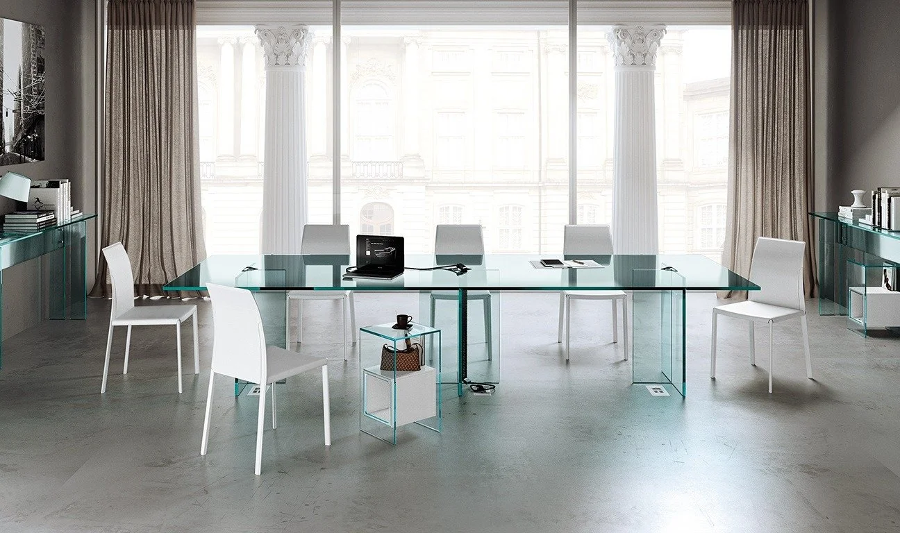Italian office fruniture - glass meeting table