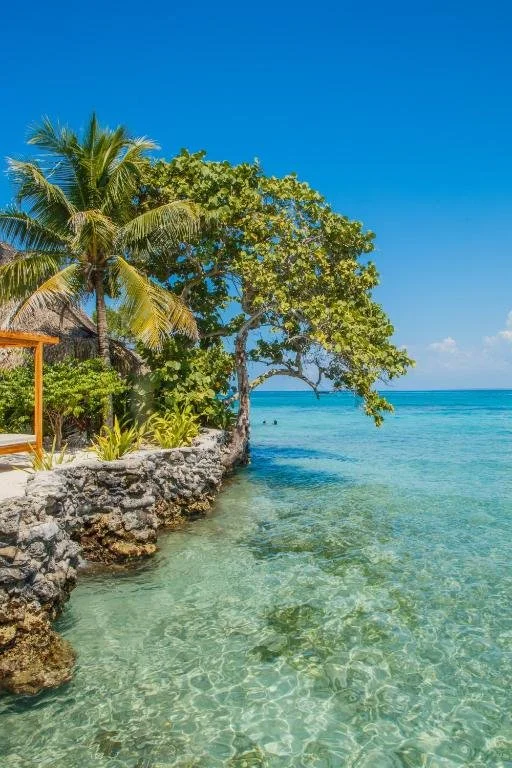 Pirate island rosario islands.jpg