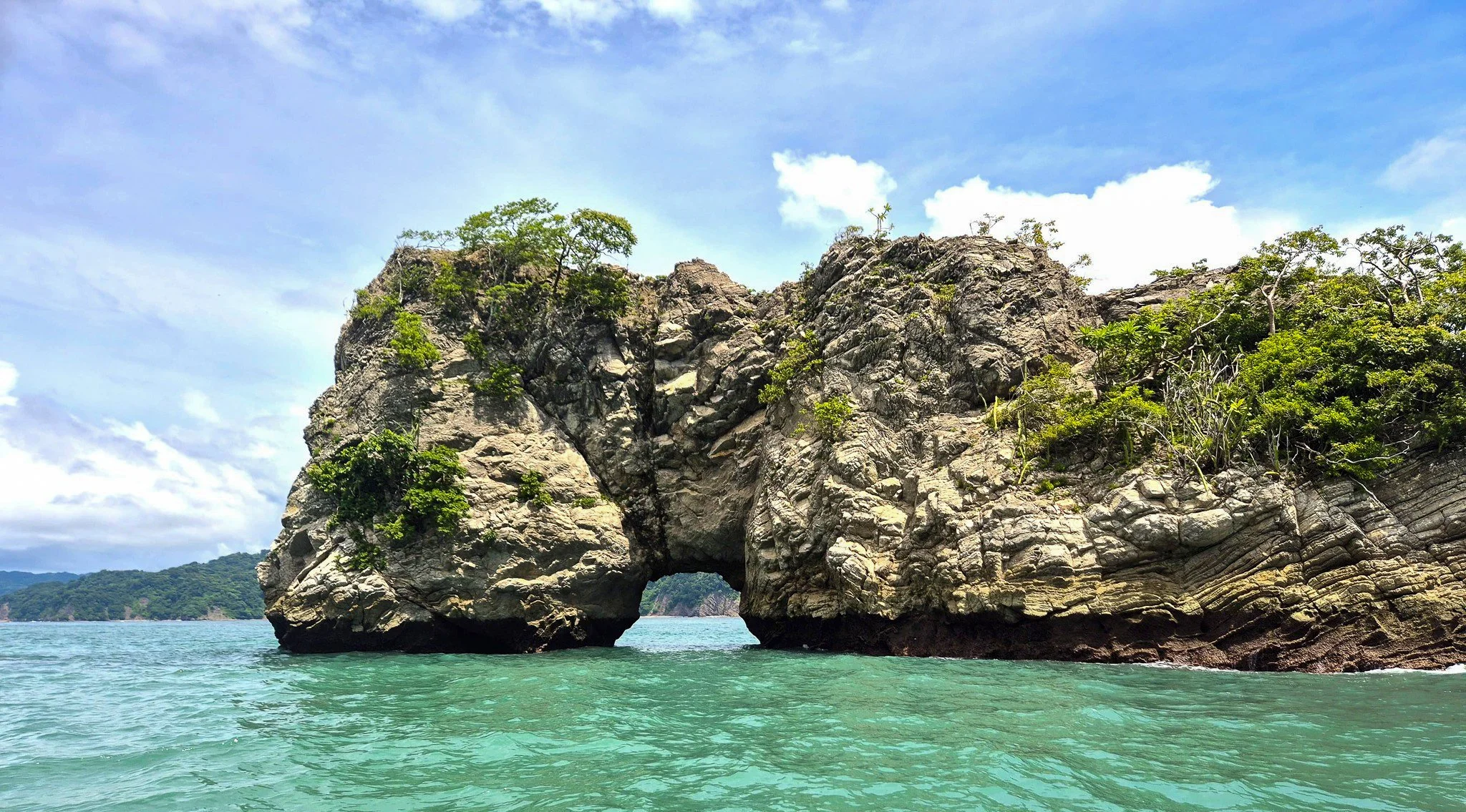 Costa Rica Rainbow Rock, Roca Arcoiris Tourtuga Island Nature Tour Ecotourspuravida-2.jpg