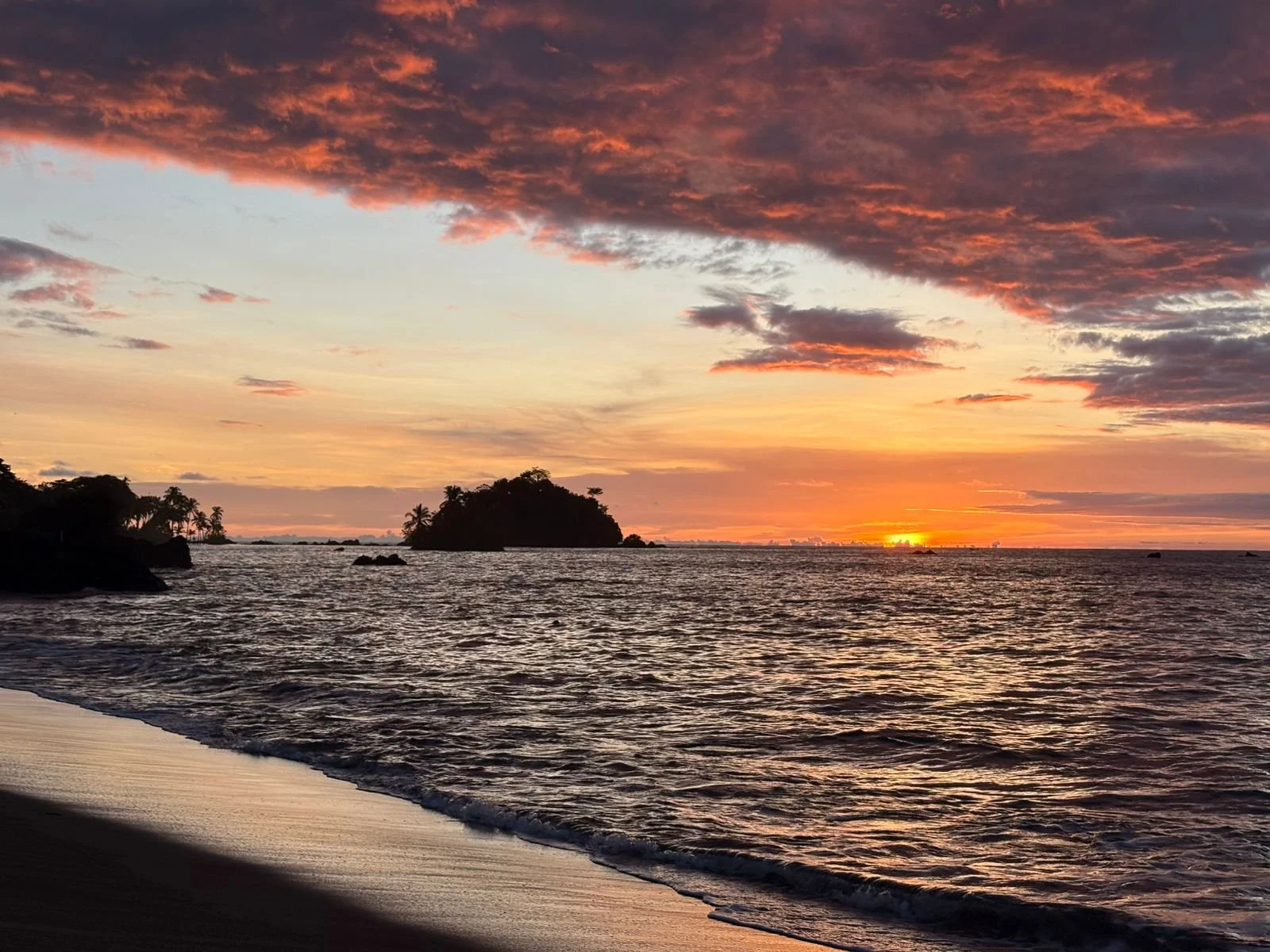 La Baika Ecolodge Sunset Beach Ecotourspuravida Nature Tours Colombia Choco.jpeg
