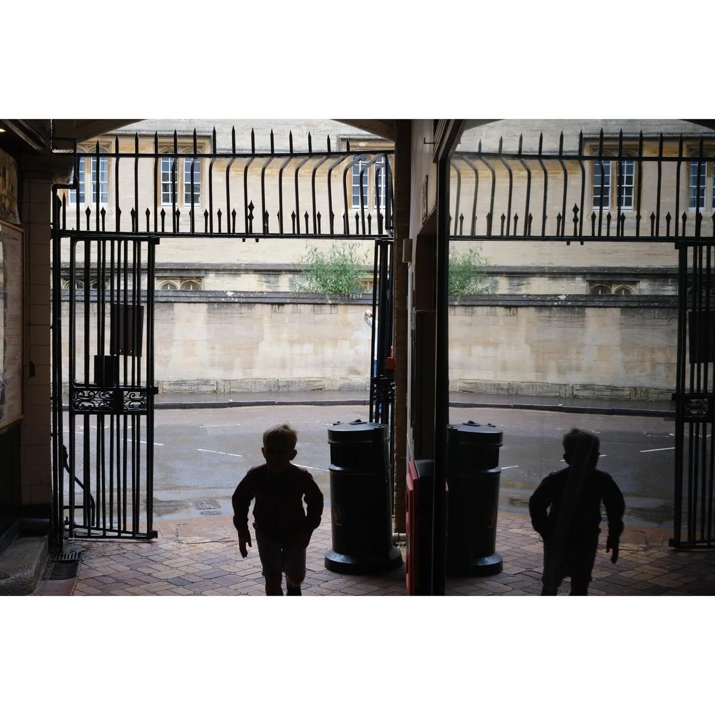 A trio of reflections:

1. Oxford | 2023
2. Hastings | 2023
3. London | 2025

#streetphotography #streetphotographers #street_is_life #reflection #streetmoment #fujifeed #everydayeverywhere #uk #lensculturestreets