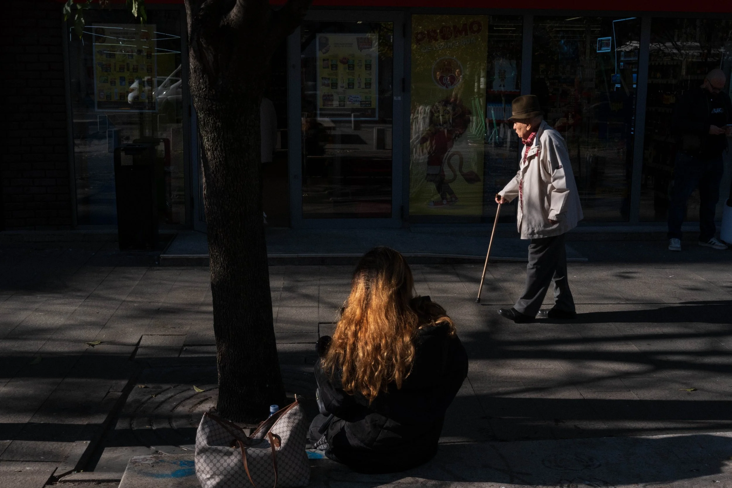 Bucharest street photo on Nicolae Bălcescu Boulevard.