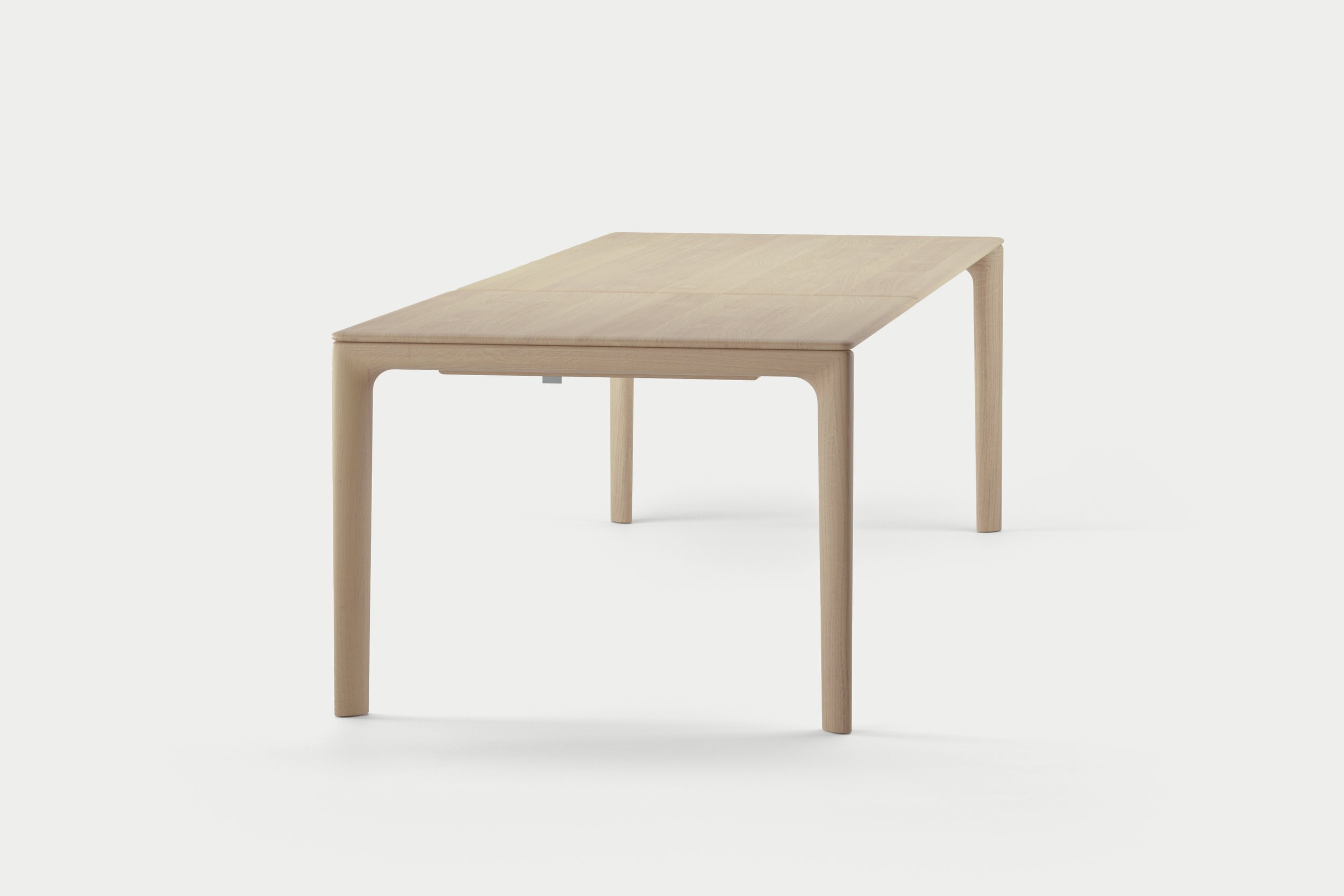 Neva / Uitschuifbare tafel in Eiken en Notenhout