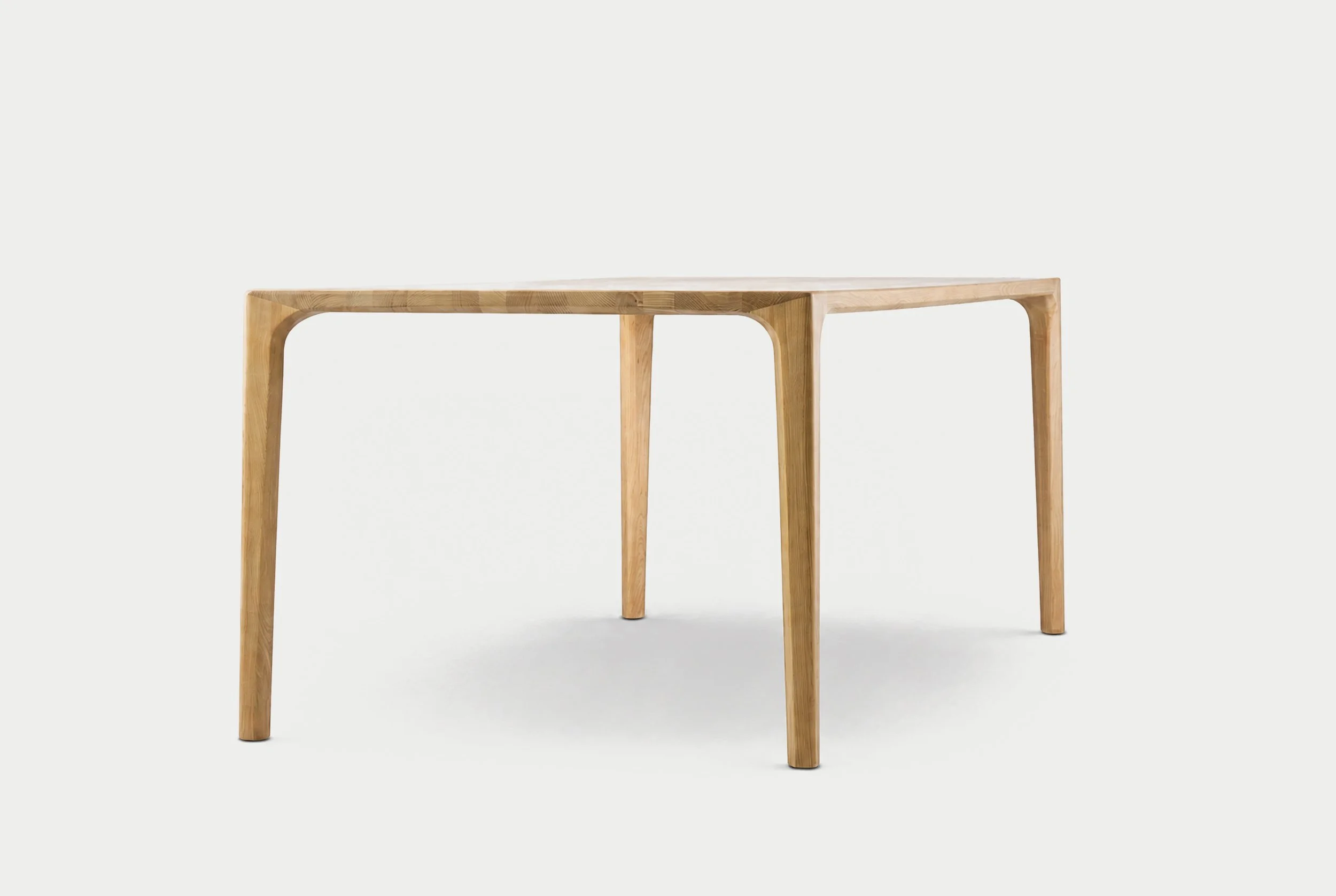 Elva / Massief Eiken Eettafel met Doorlopende Poten