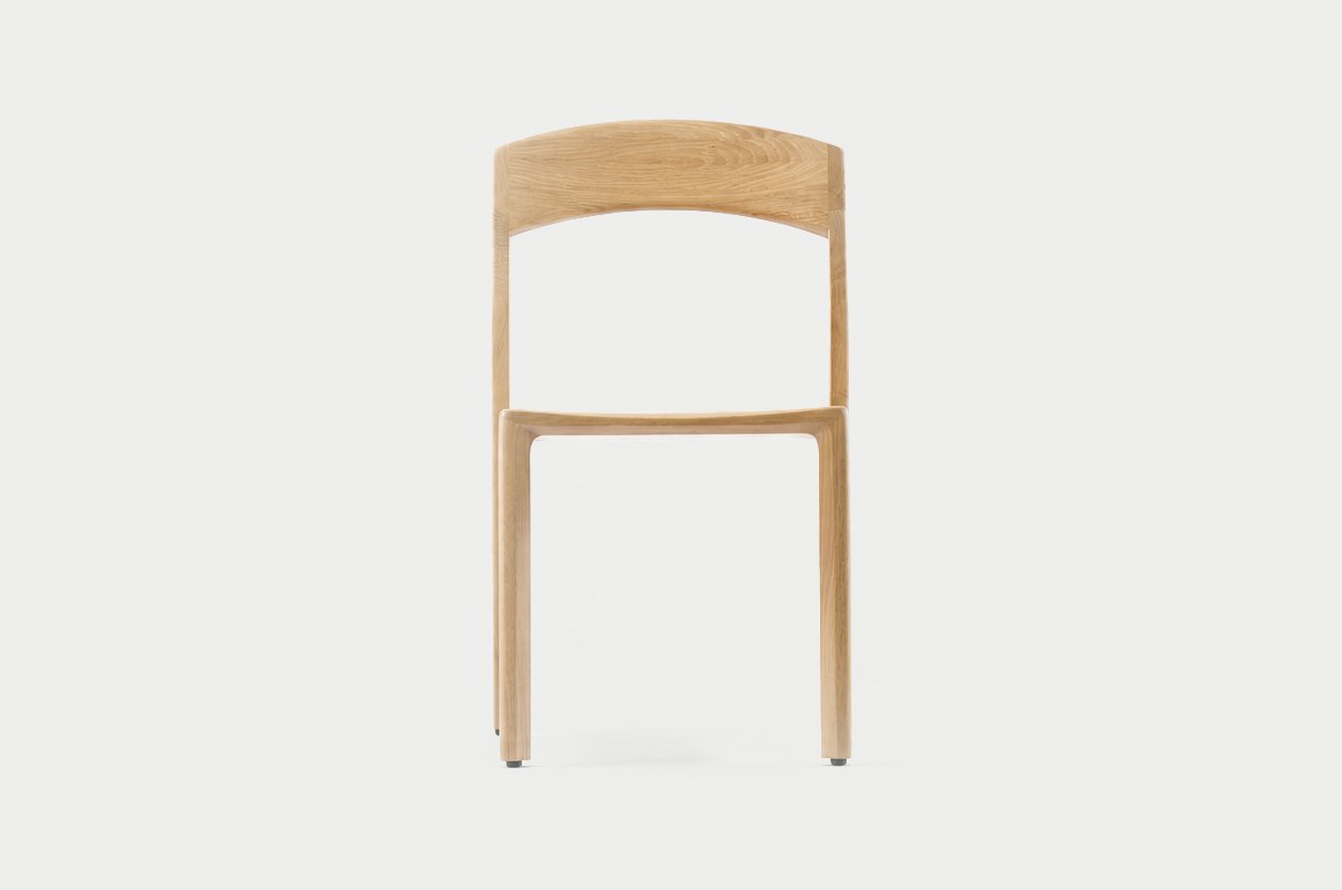 tijdloze eiken eetkamerstoel massief hout.jpg