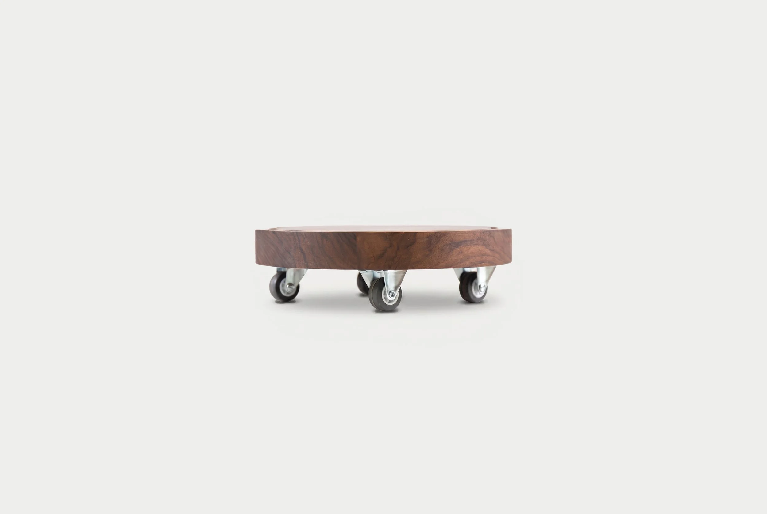 plantstand with wheels.jpg