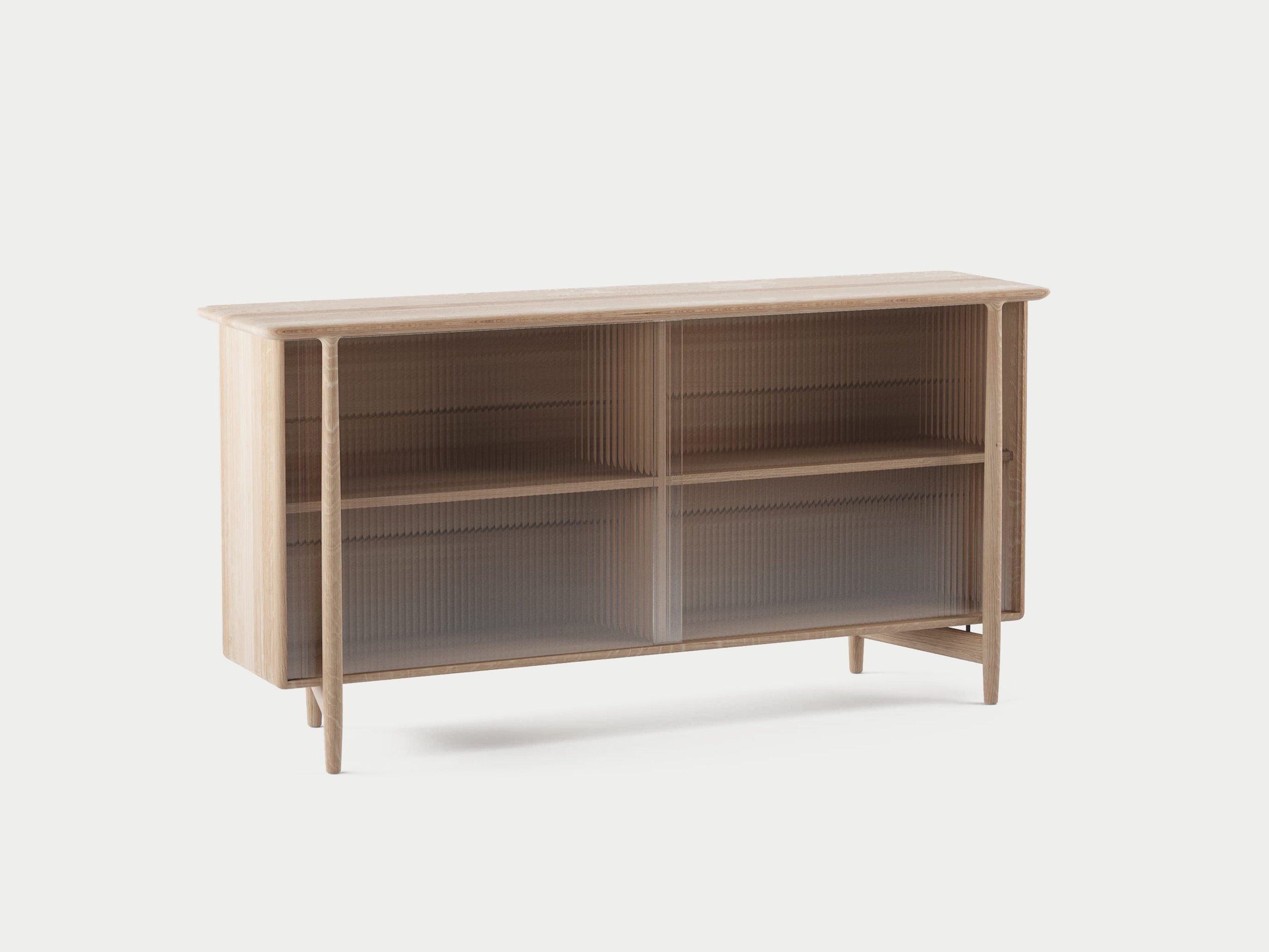 artisan nila sideboard , slanke houten kast met glazen deurtjes.jpg