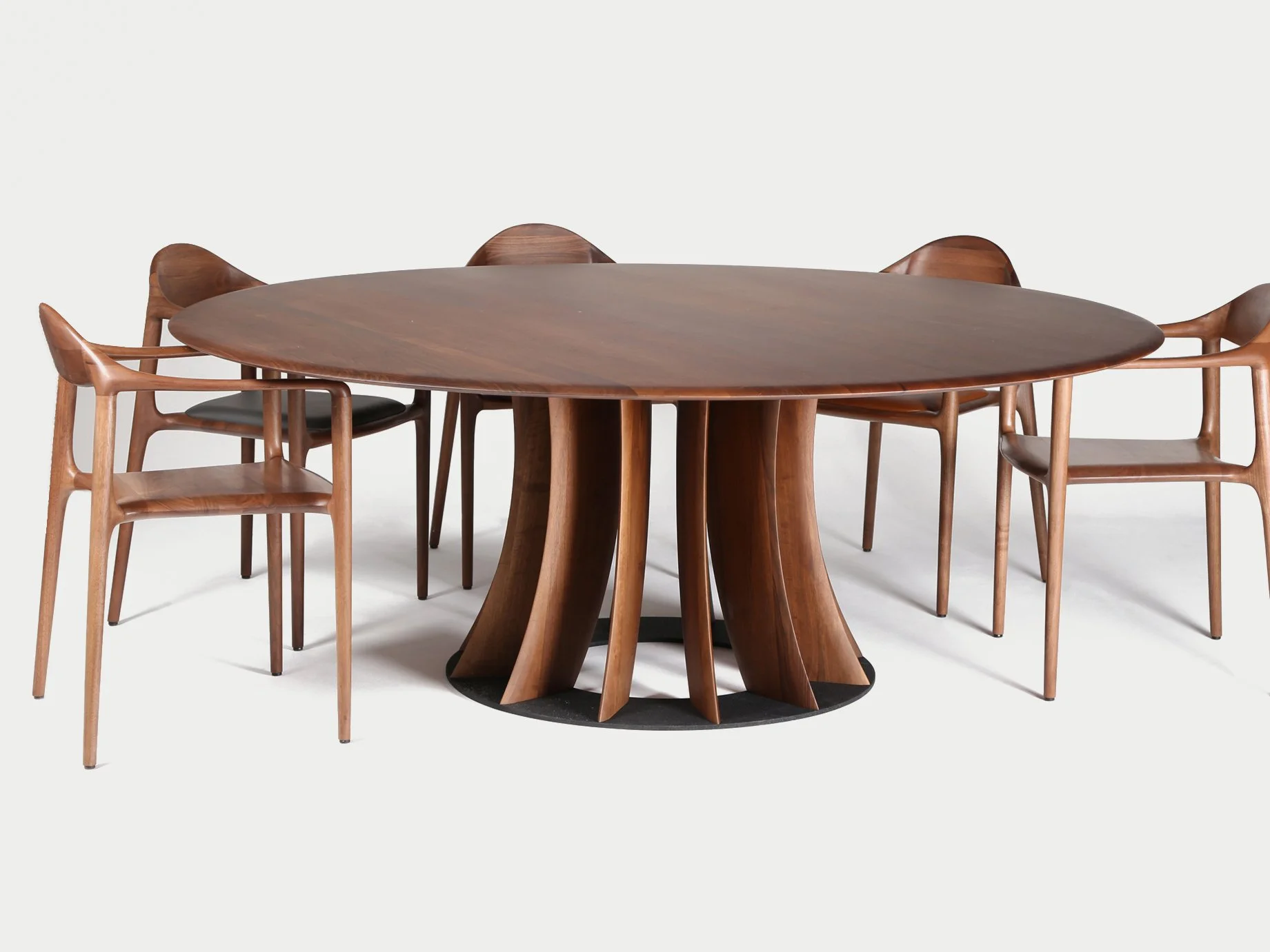 eettafel walnoot horeca.jpg