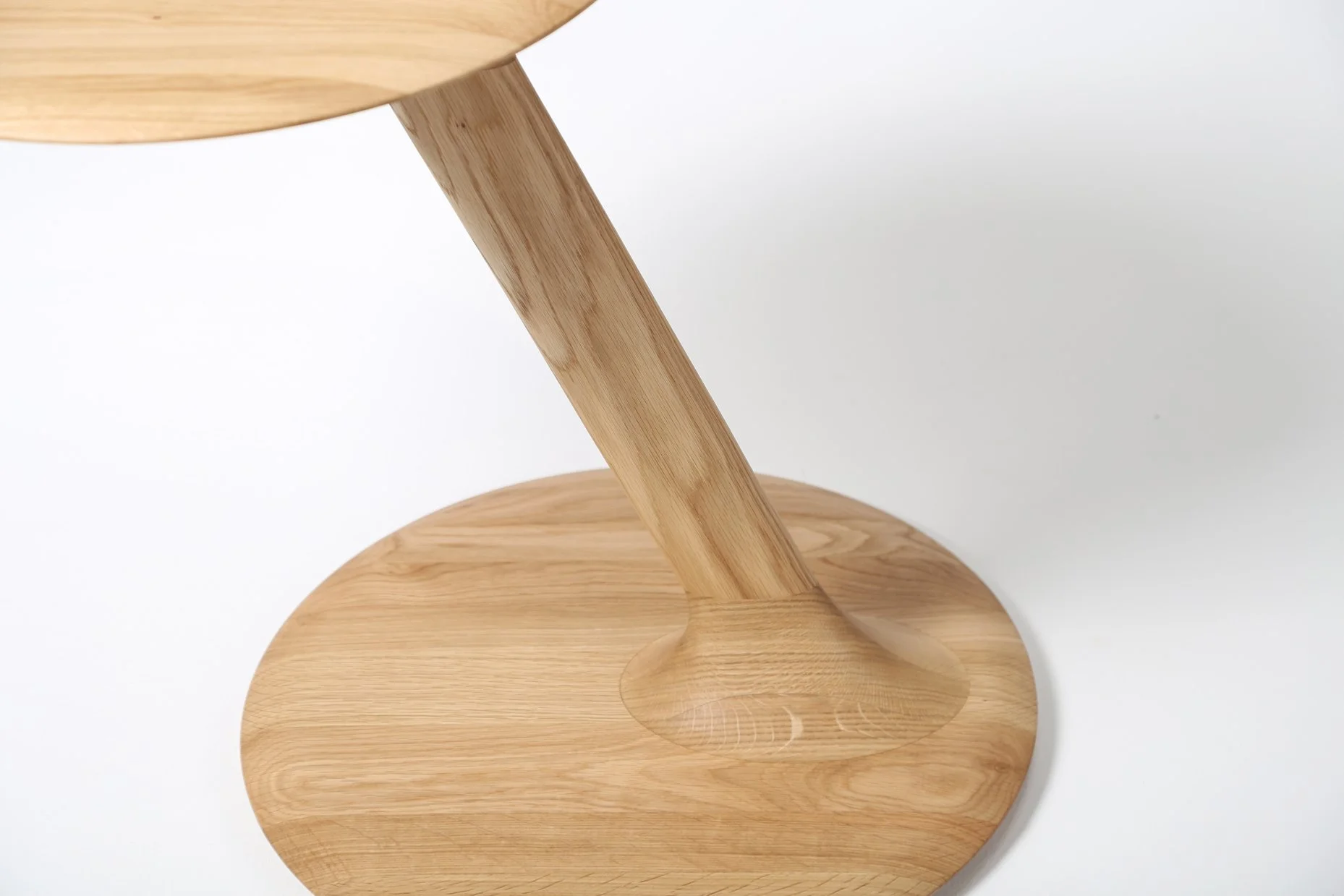 design oak sidetable.jpg