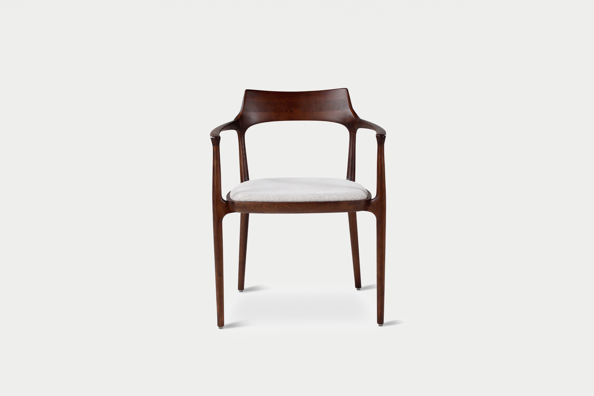 design eetkamerstoel toegankelijk.jpg