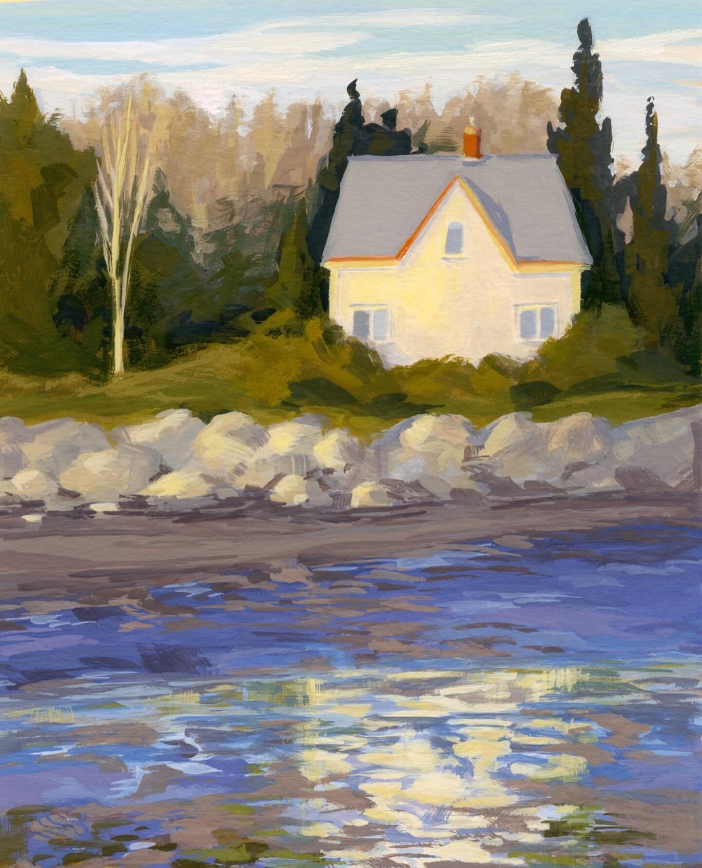 ✨Swipe to see the uncropped view!✨ &hellip; At low tide, the retreating ocean water leaves beautiful patterns in the damp sand. 🥰

This house sits overlooking the beach. Slender bands and pools of water catch its reflection and mirror the blue of th