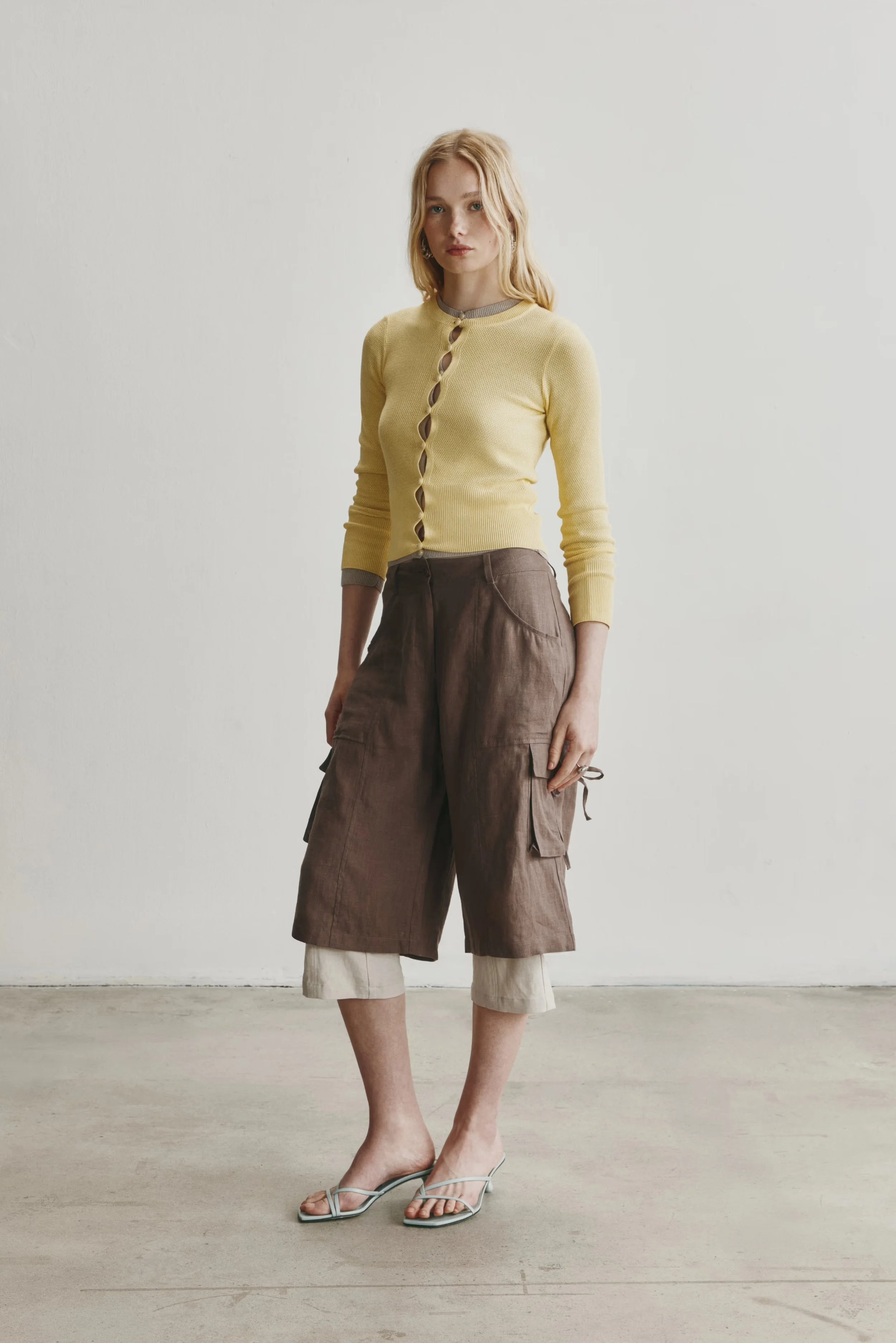 KOTN CARGO SHORTS.jpg