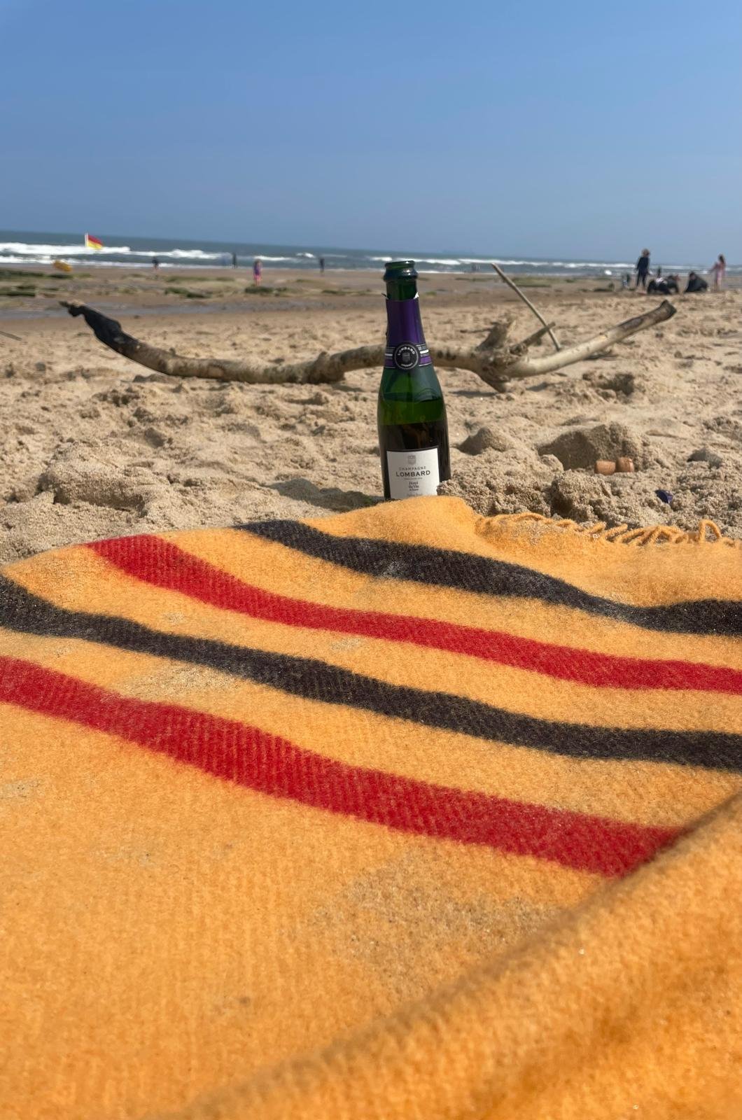 Newmarket:Pure New Wool luxury