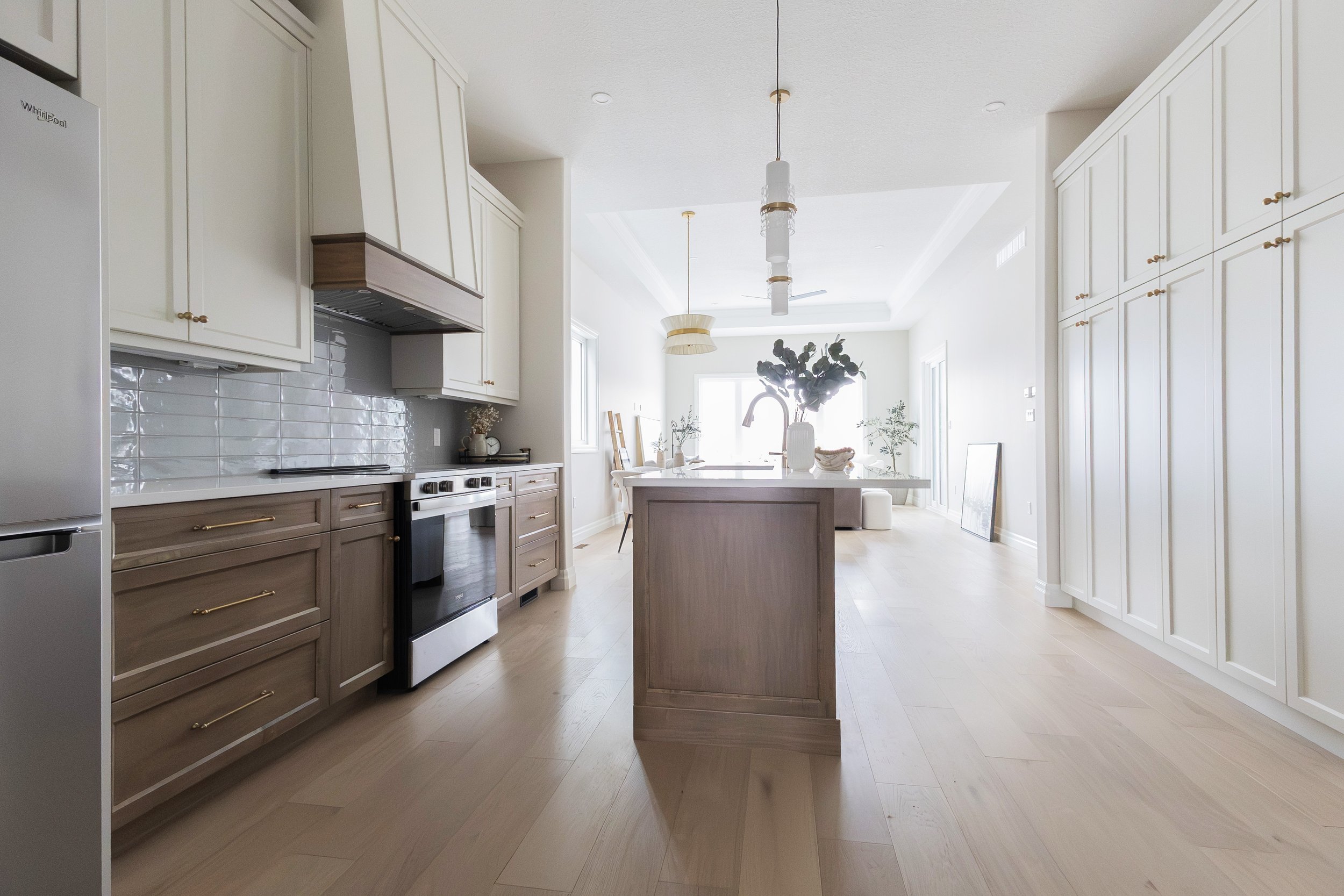 Lot 33 Kitchen IMG_8608.jpg