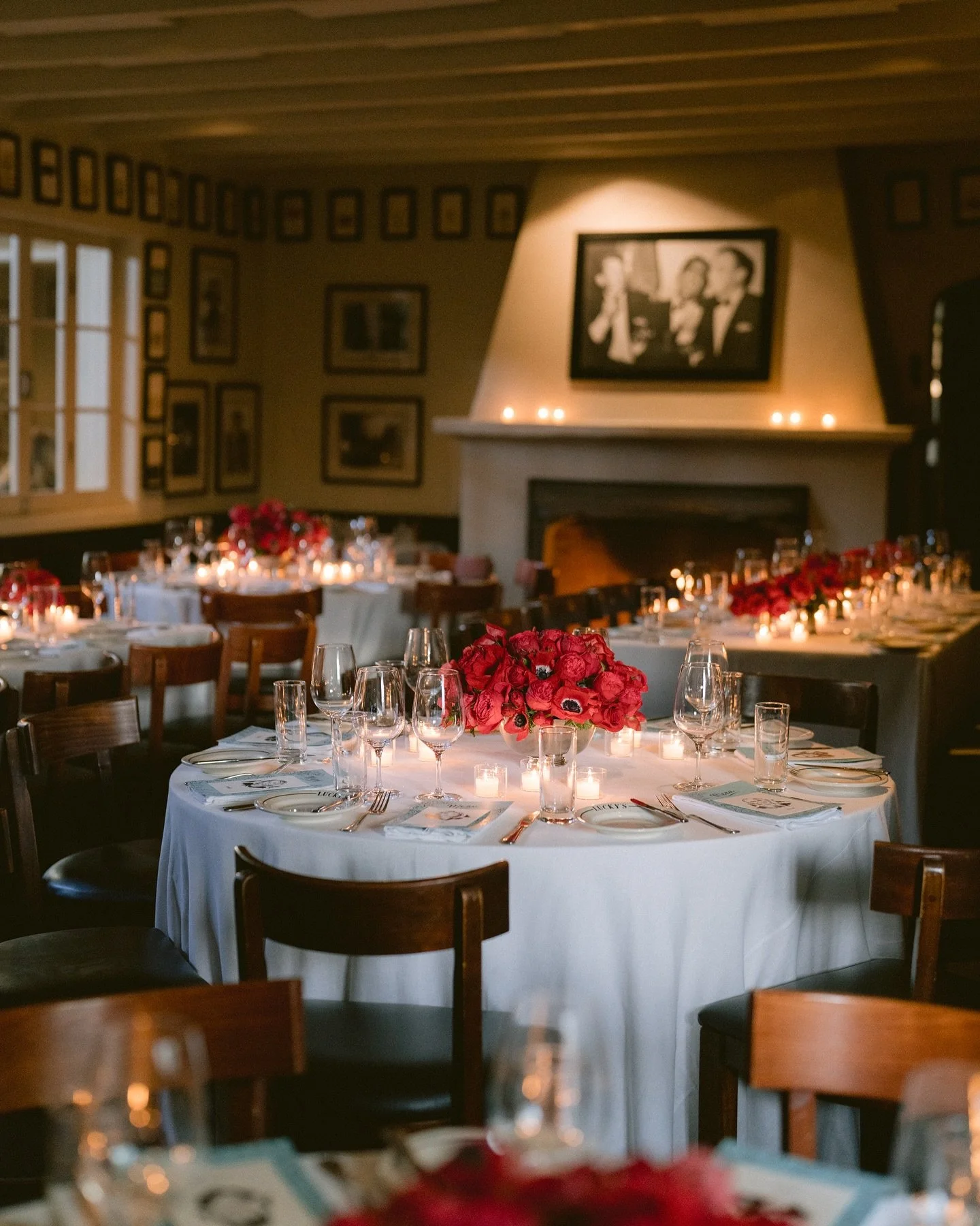 An intimate fireside supper to usher in the holidays. With heartfelt thanks to our creative partners and support teams who put their hearts and souls into our events this year, and the most wonderful clients who allowed us in for their most special m