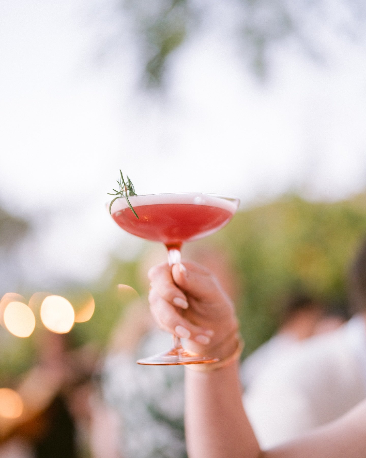 Palomas, Street Tacos, colorful surroundings, and an unexpected mariachi serenade under the California sky. The perfect welcome to Santa Barbara!

Planning &amp; Design @rosemaryevents 
Photography @michellebeller 
Floral &amp; Design @toastsantabarb
