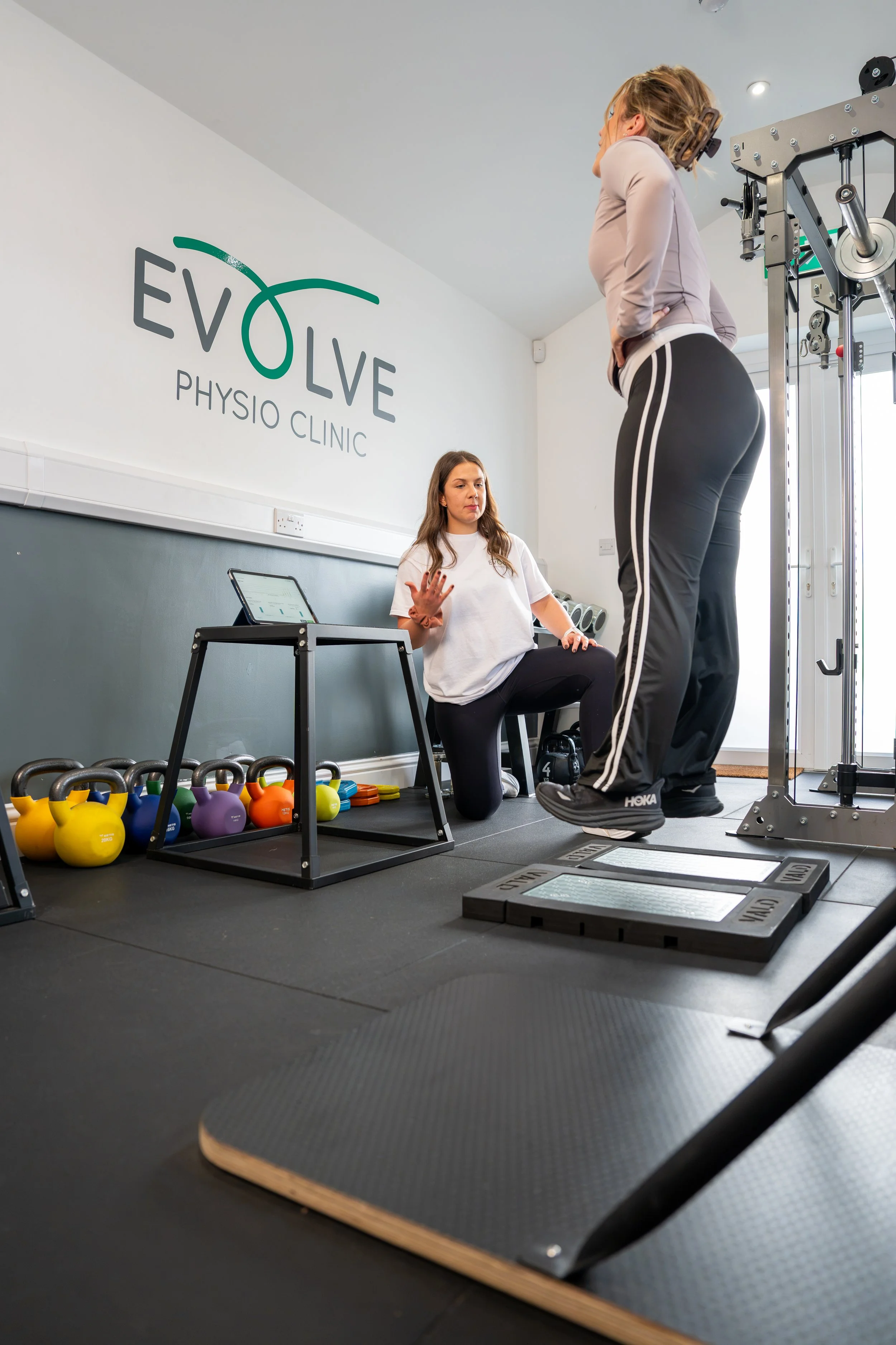 sports rehabilitation therapy to reduce pain and improve function
