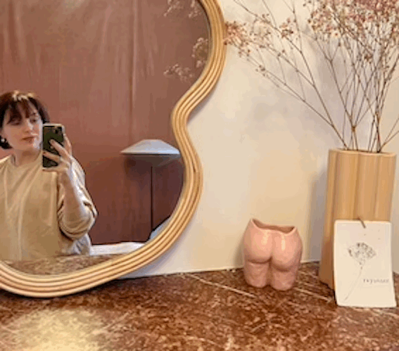 Pourquoi le massage du visage peut rajeunir la peau naturellement