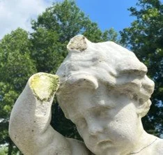 Marble-putti-hand2[37].jpg