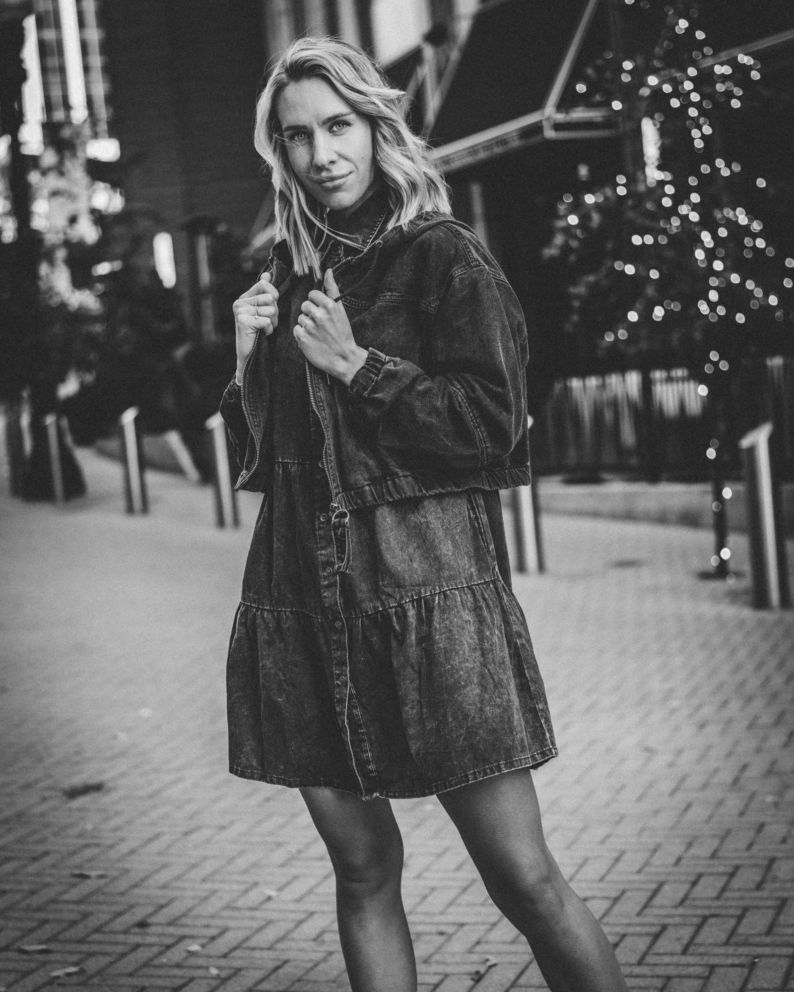 Dasha B&W-40.jpg