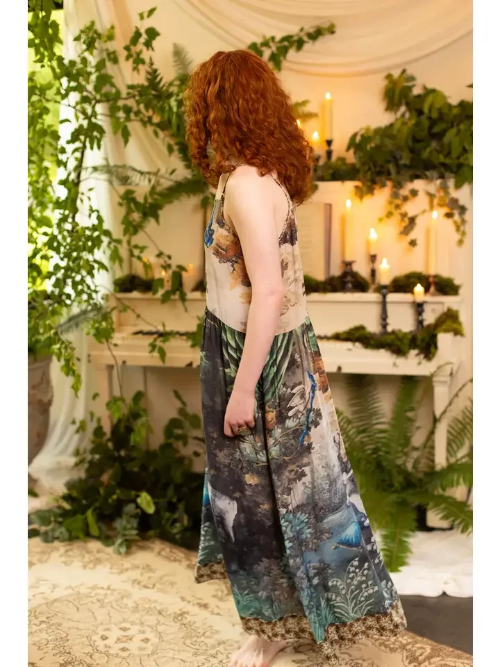 Theatre of Dreams Dress2.webp