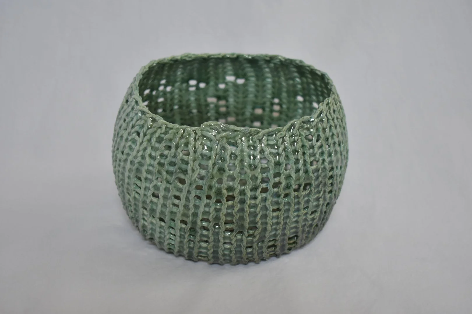 Round Ceramic Knit Bowl Pattern