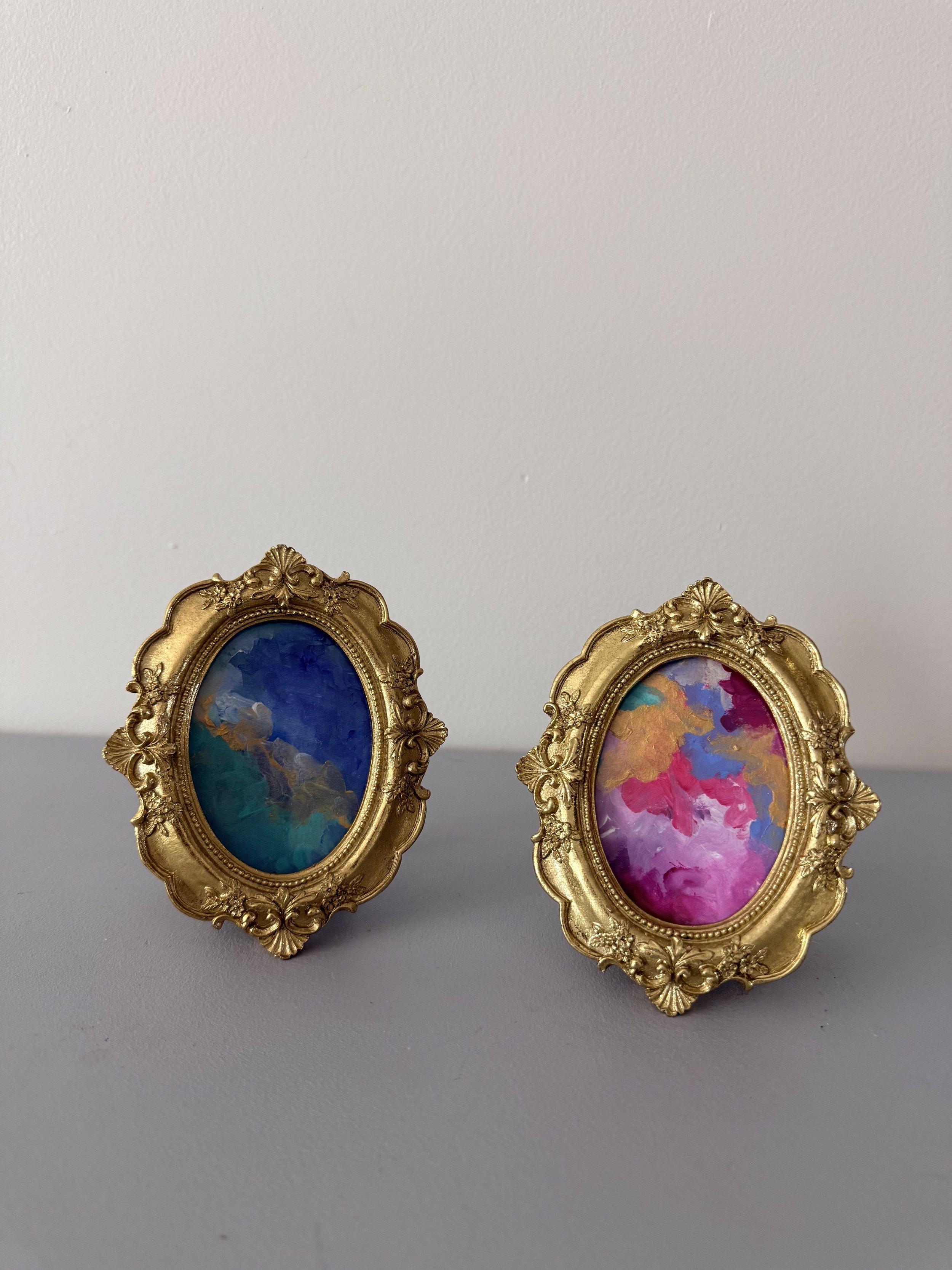 Small Picture Frame Original - Oval.jpeg